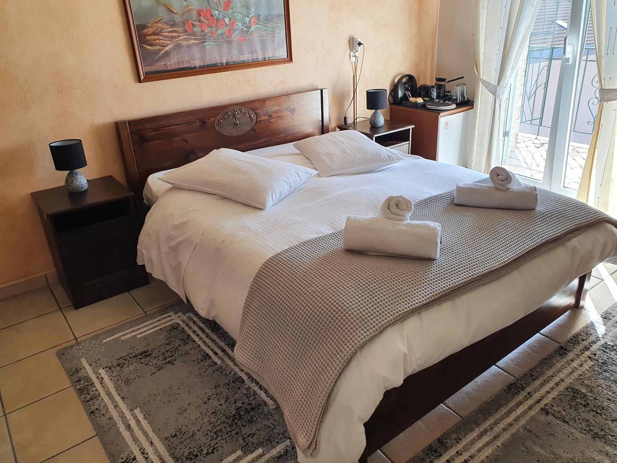 Semeli Guest house