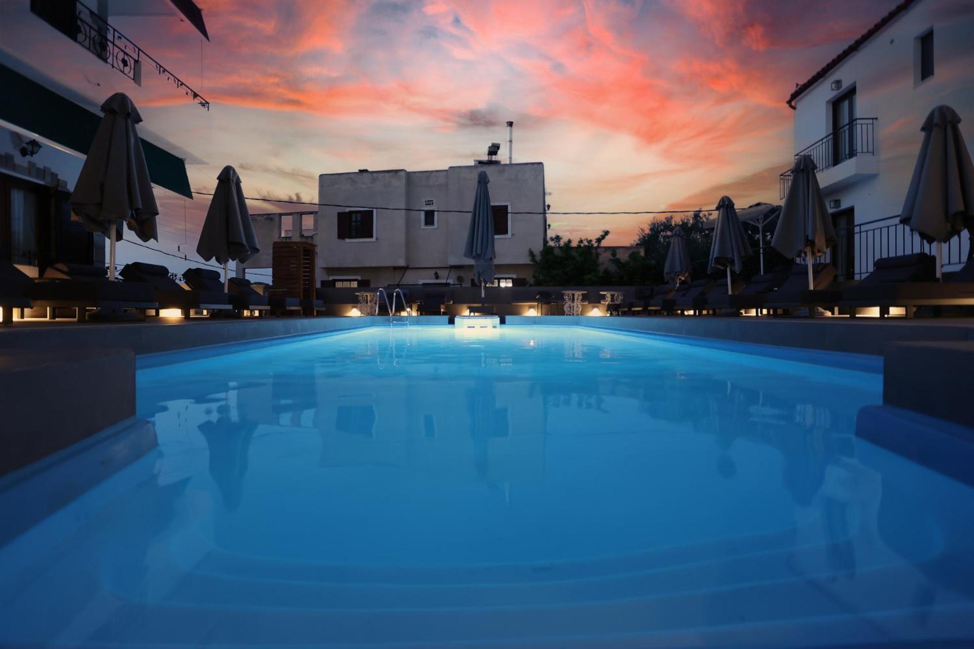Hotel Yianna 2*