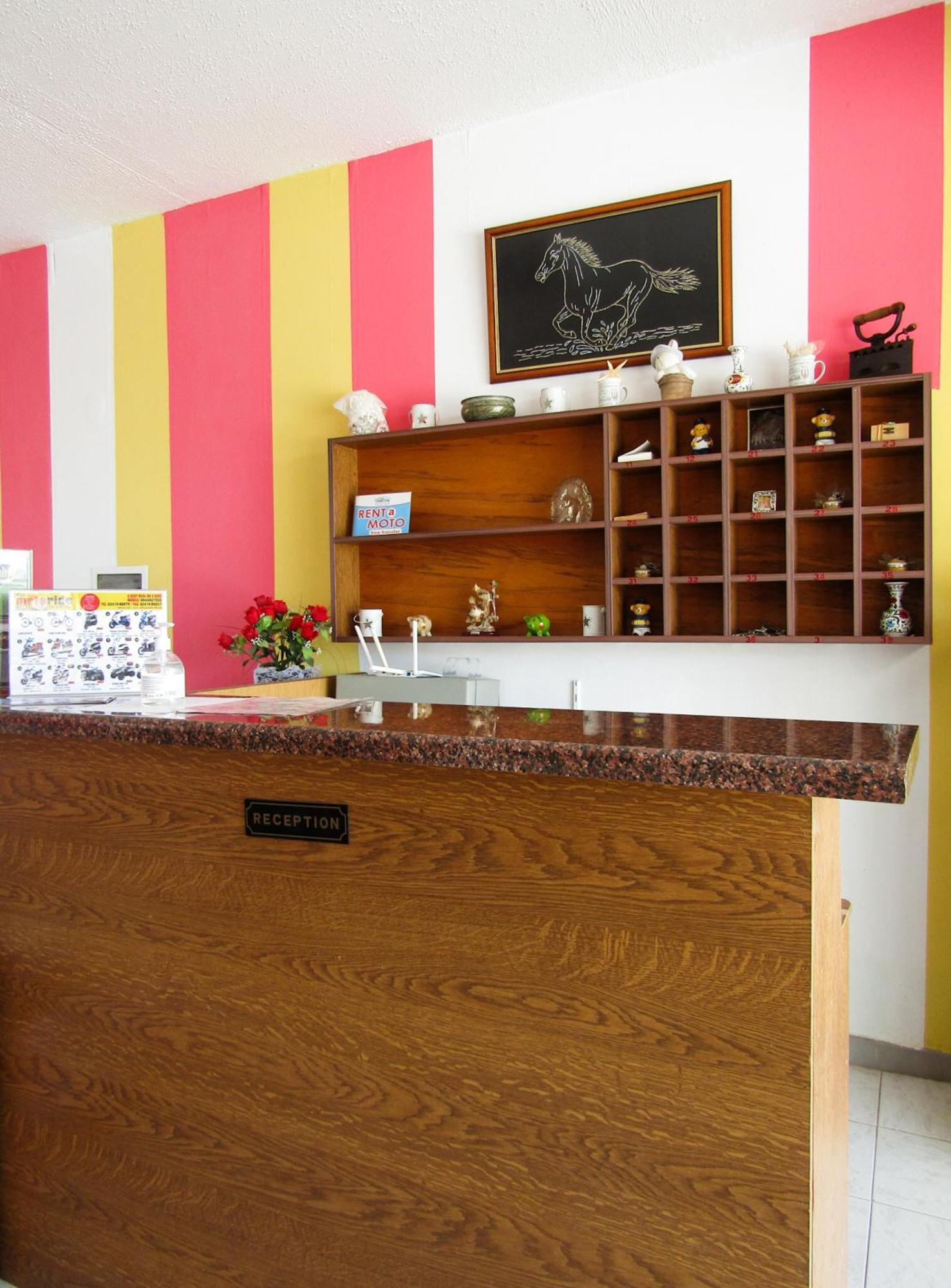 Oleander Studios 3*