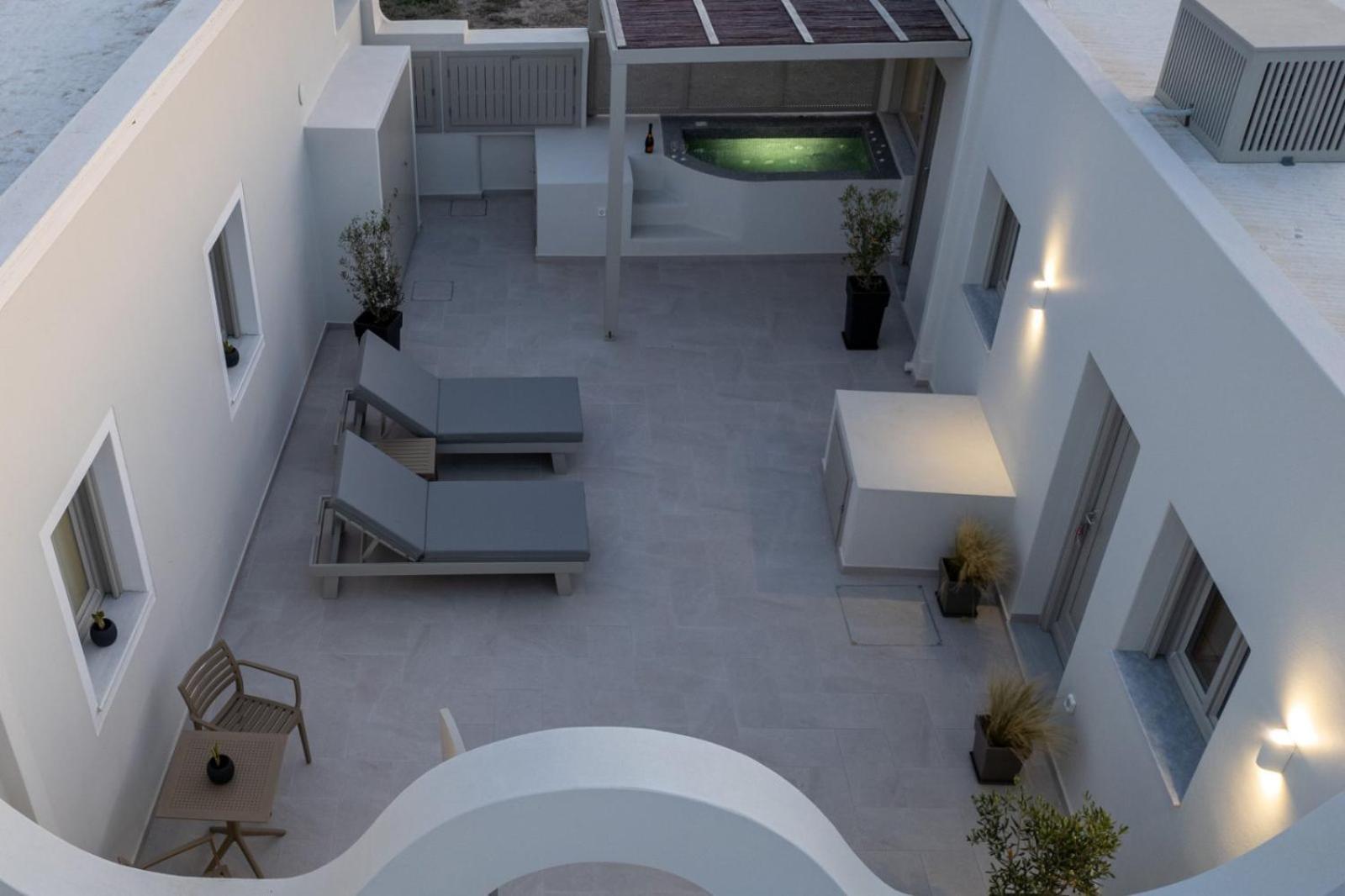 Villa New Sea Serenity Next To The Sea With Private Jacuzzi *