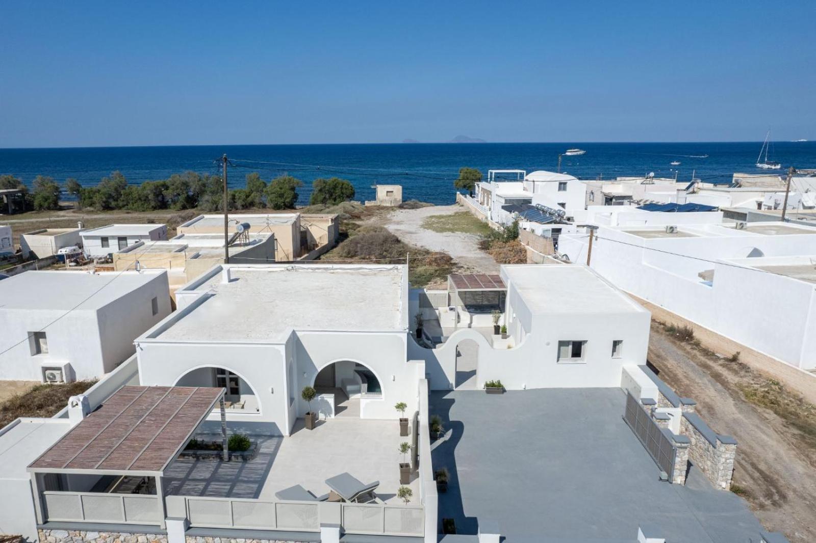 New Sea Serenity Next To The Sea With Private Jacuzzi * Vlychada