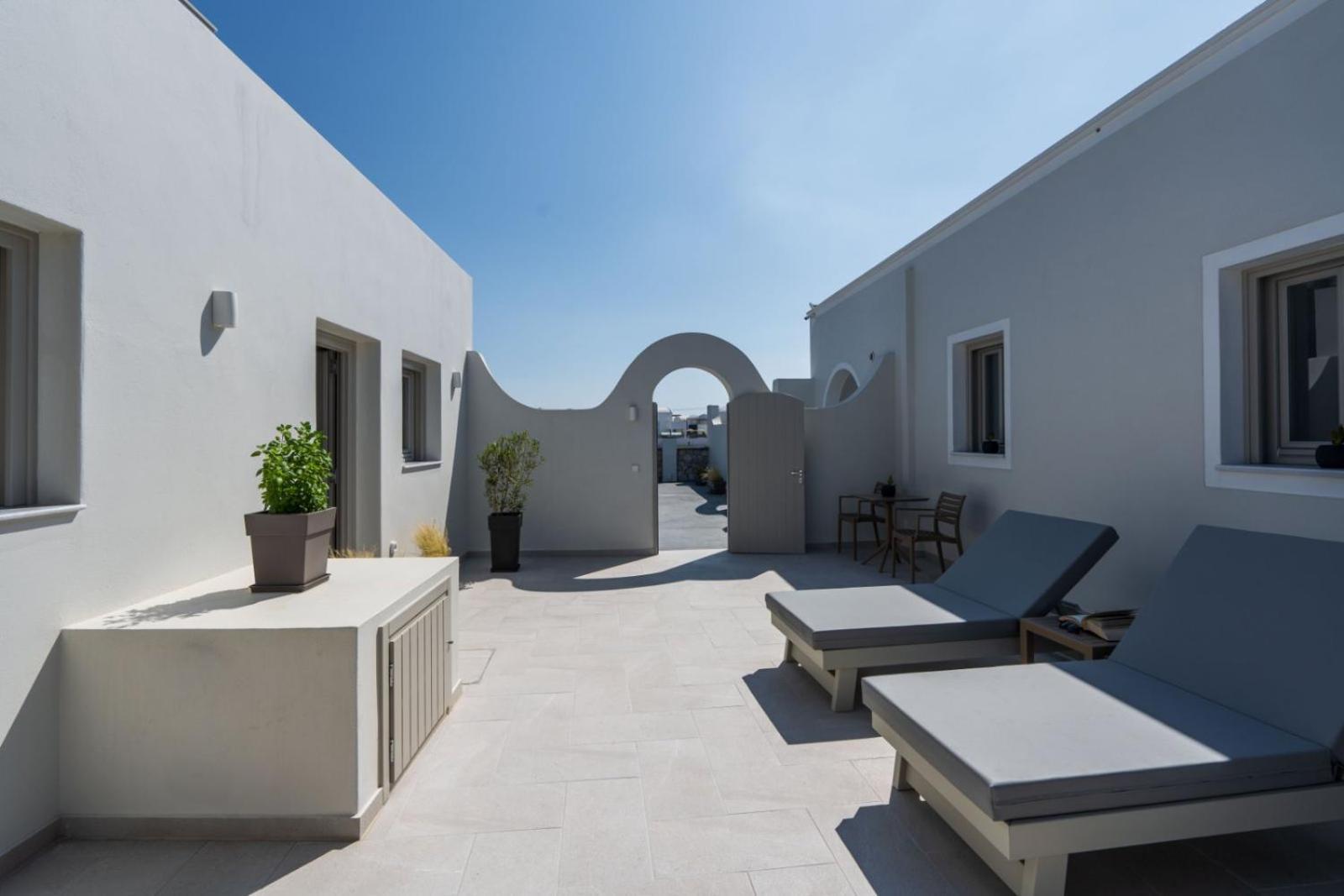 New Sea Serenity Next To The Sea With Private Jacuzzi Villa