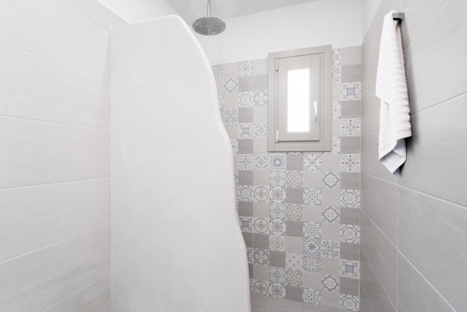 New Sea Serenity Next To The Sea With Private Jacuzzi *