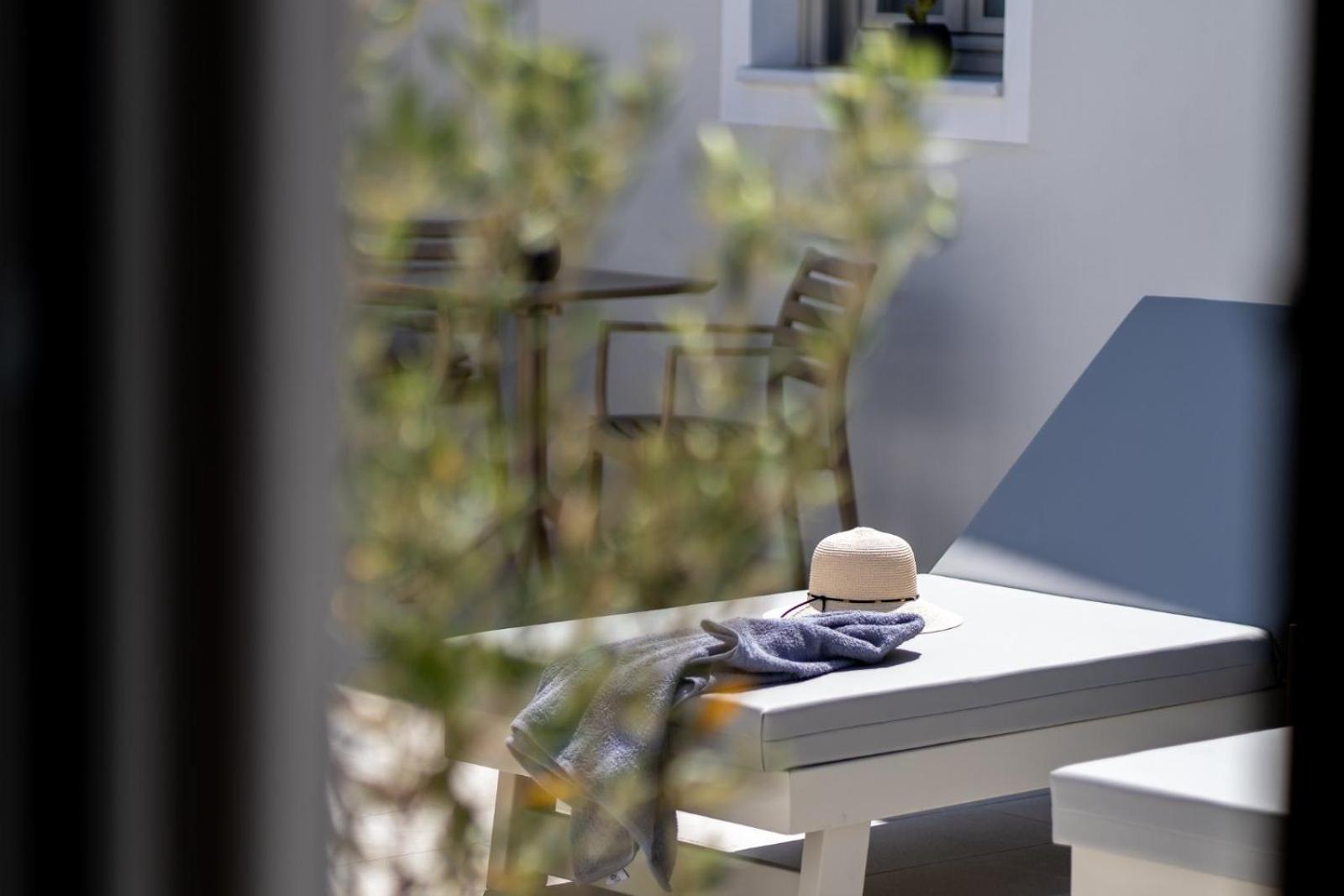 New Sea Serenity Next To The Sea With Private Jacuzzi Villa Vlychada