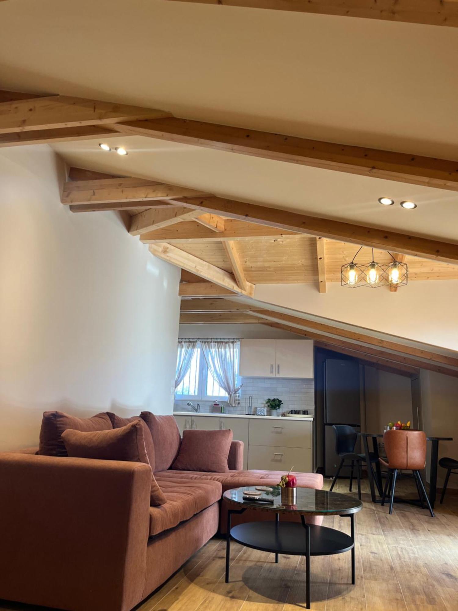 Iliana Hotel 3*