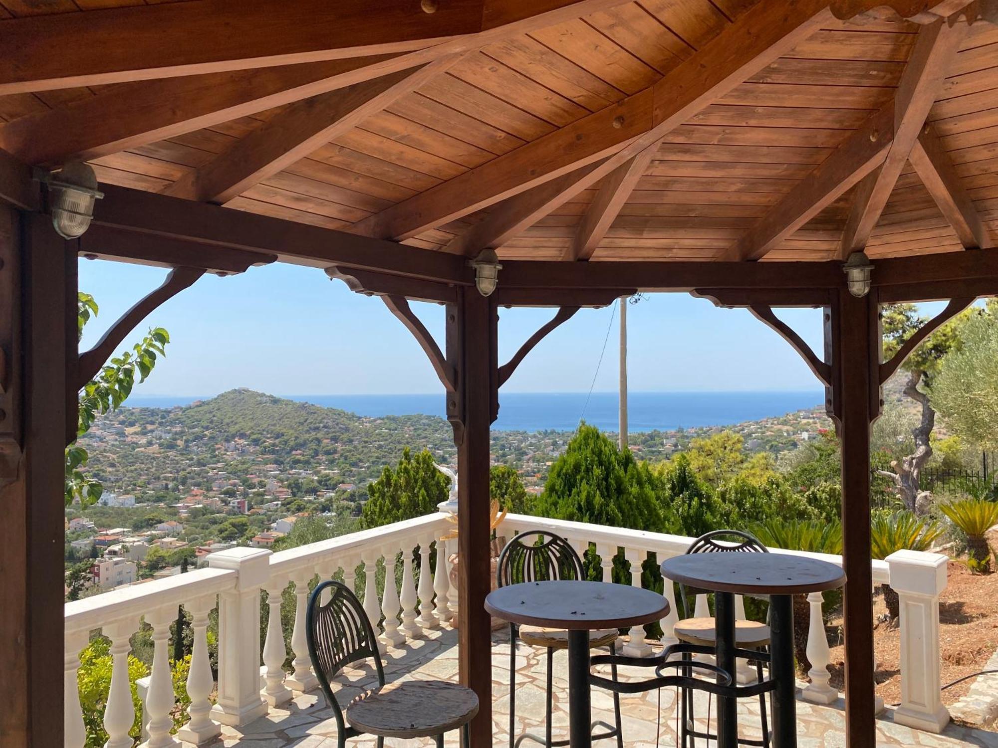 Eagles Nest Athenian Riviera In Aghia Marina Near Lagonisi, Next To The Close To Athens Airport Holiday home