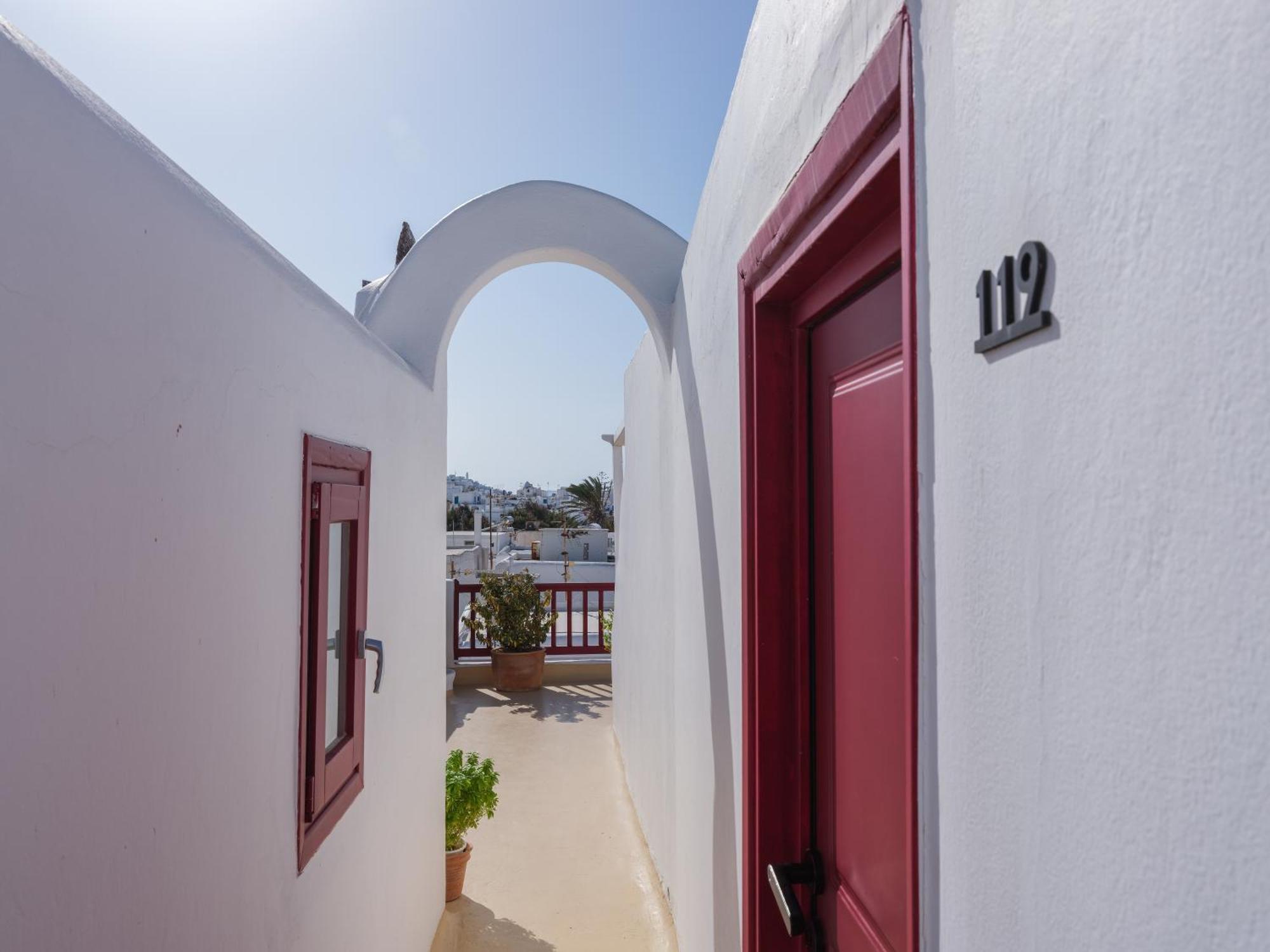Hotel 23 Mykonos 3*