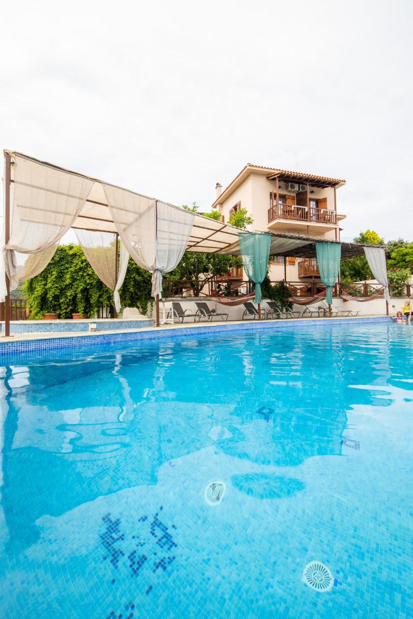 Seralis Pelion 3*