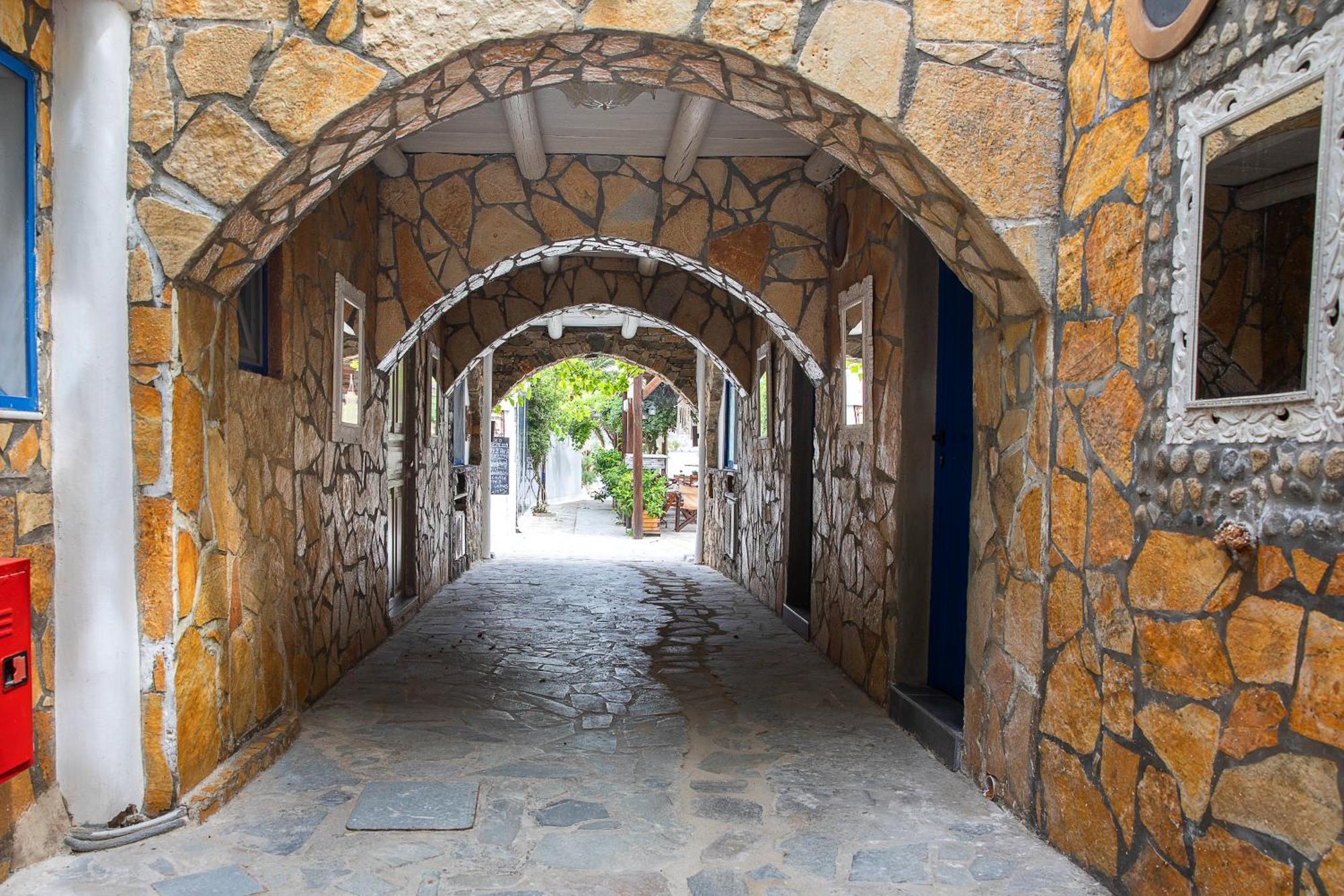 Vassilia On The Serifos Guest house