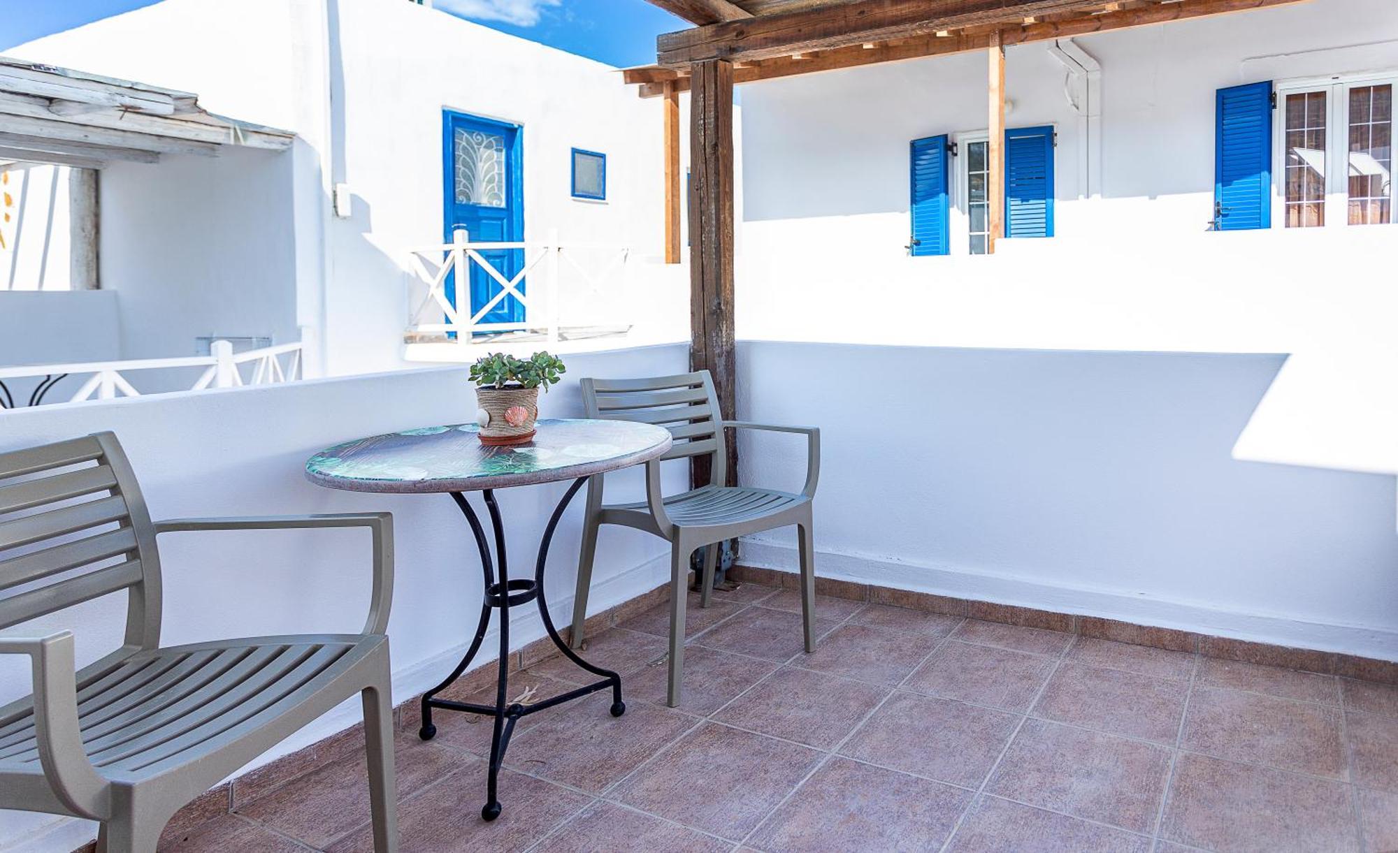 Guest house Vassilia On The Serifos Livadakia