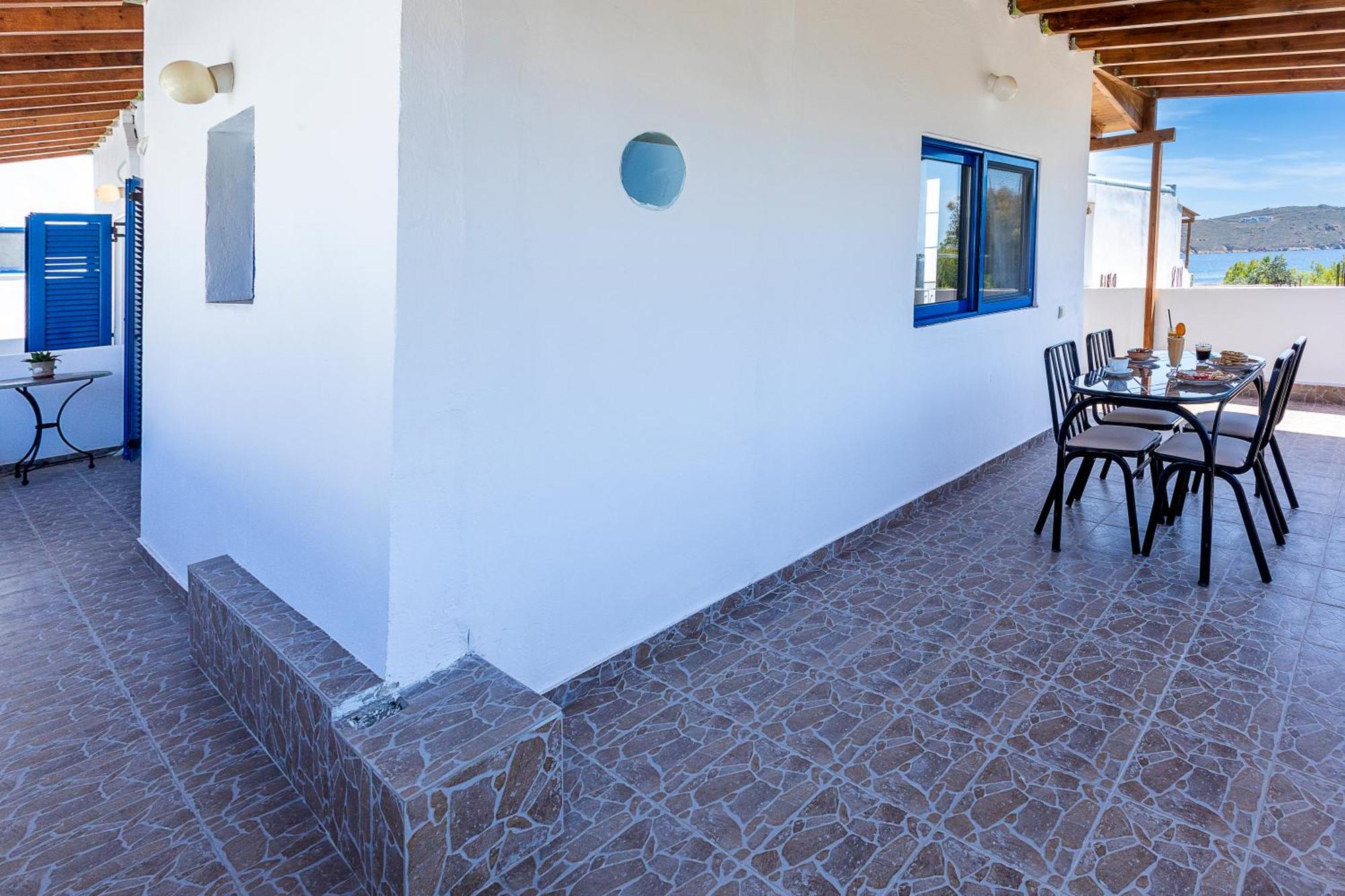 Vassilia On The Serifos 3*