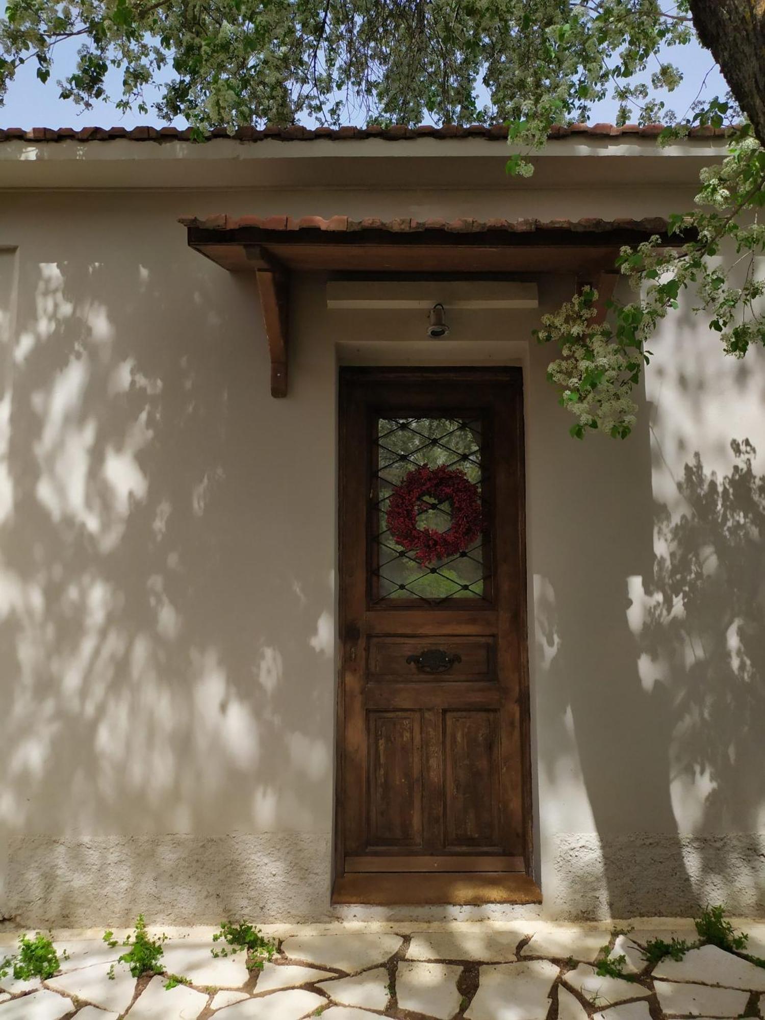 μικρή ζήρεια ενοικιαζόμενη Guest house