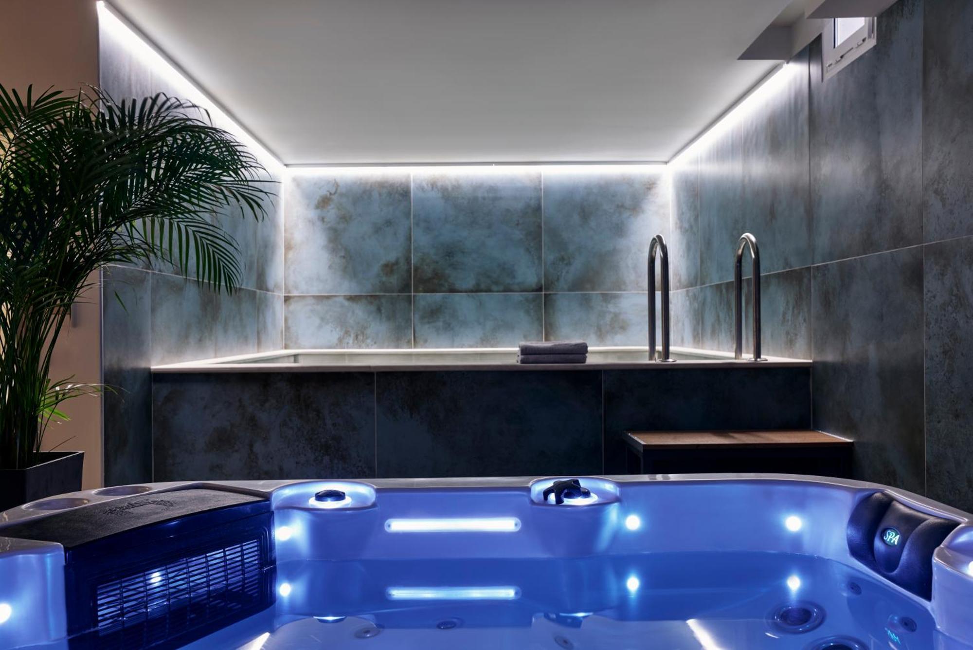 Celestial Hotel 4*