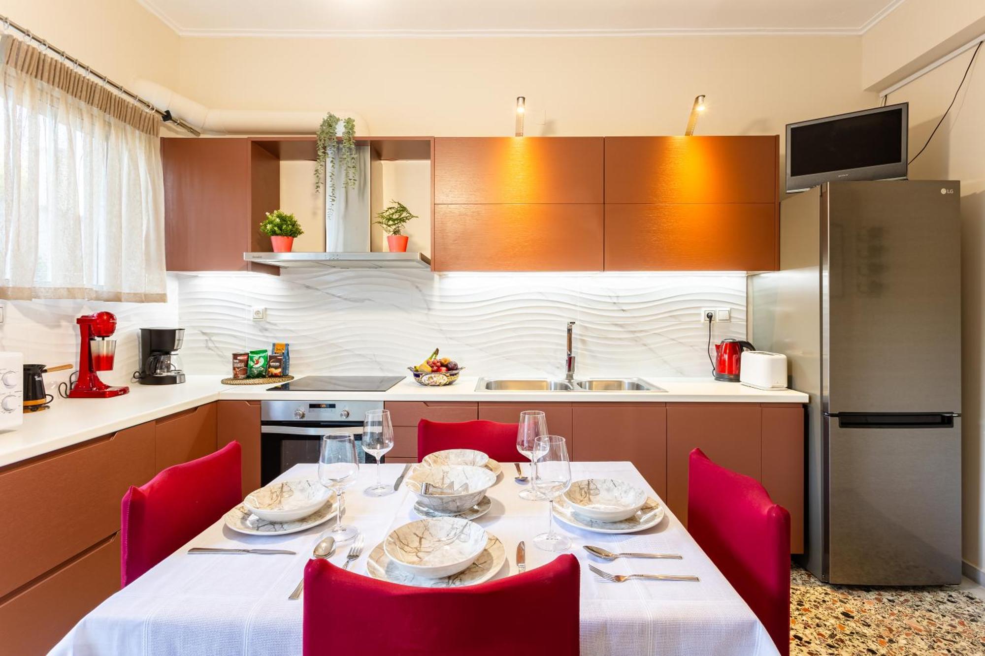 Holiday home Avia Seaview Getaway - Konstantina's Hidden Haven *