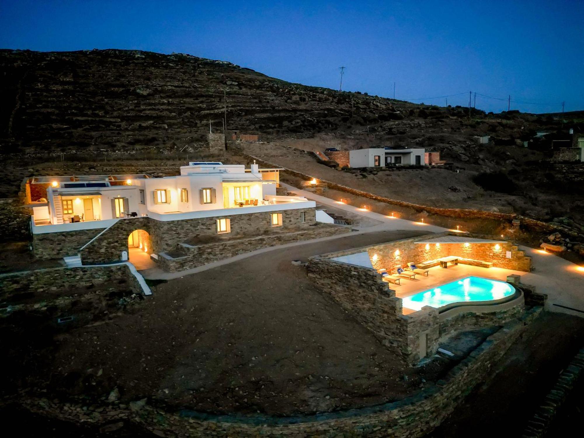 Alos Villa *