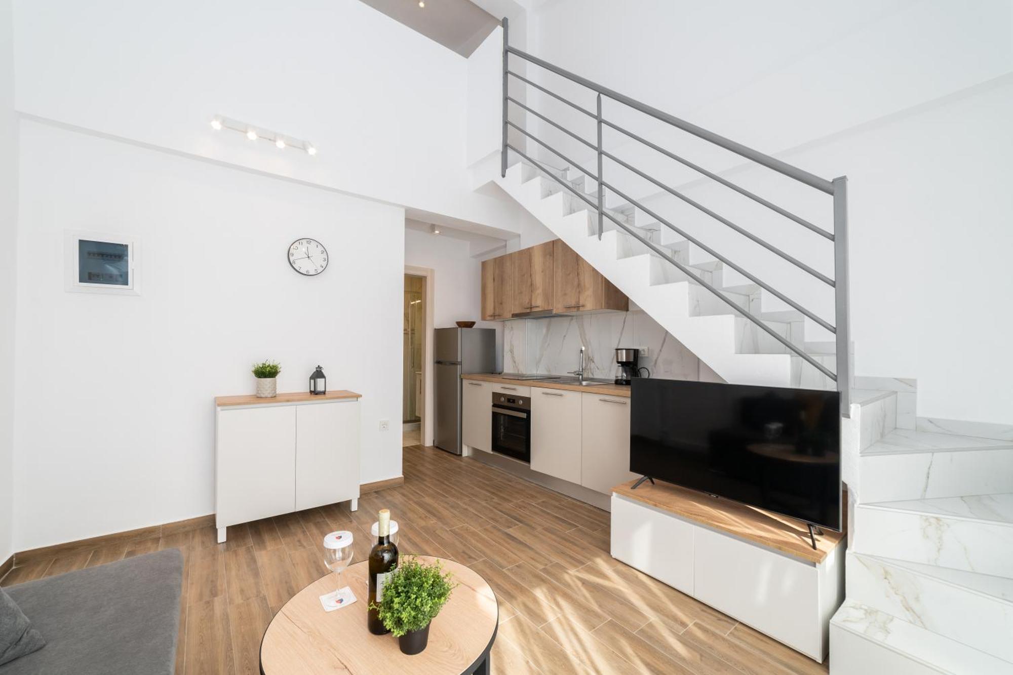 Apartment Kleoniki & Irida Residential Complexes Ofrinion