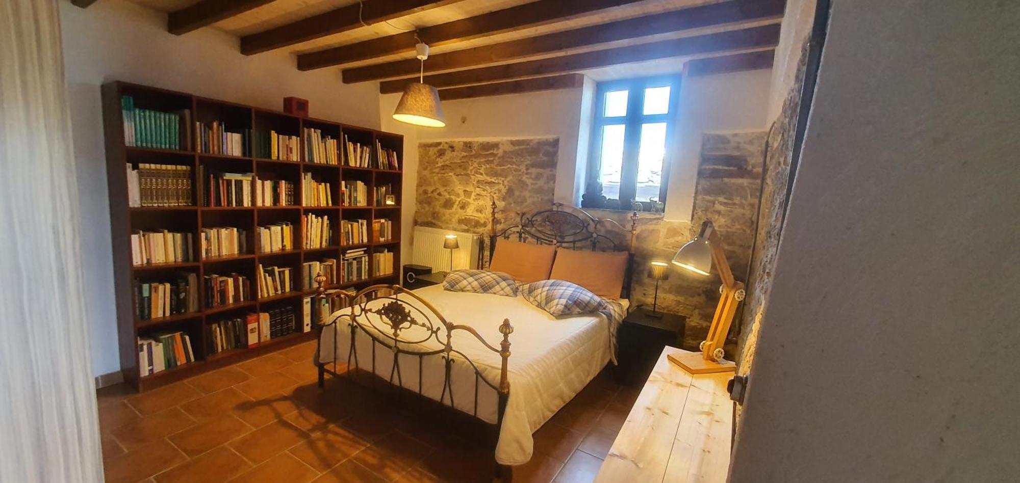 Traditional Stone House In Pelion Country house