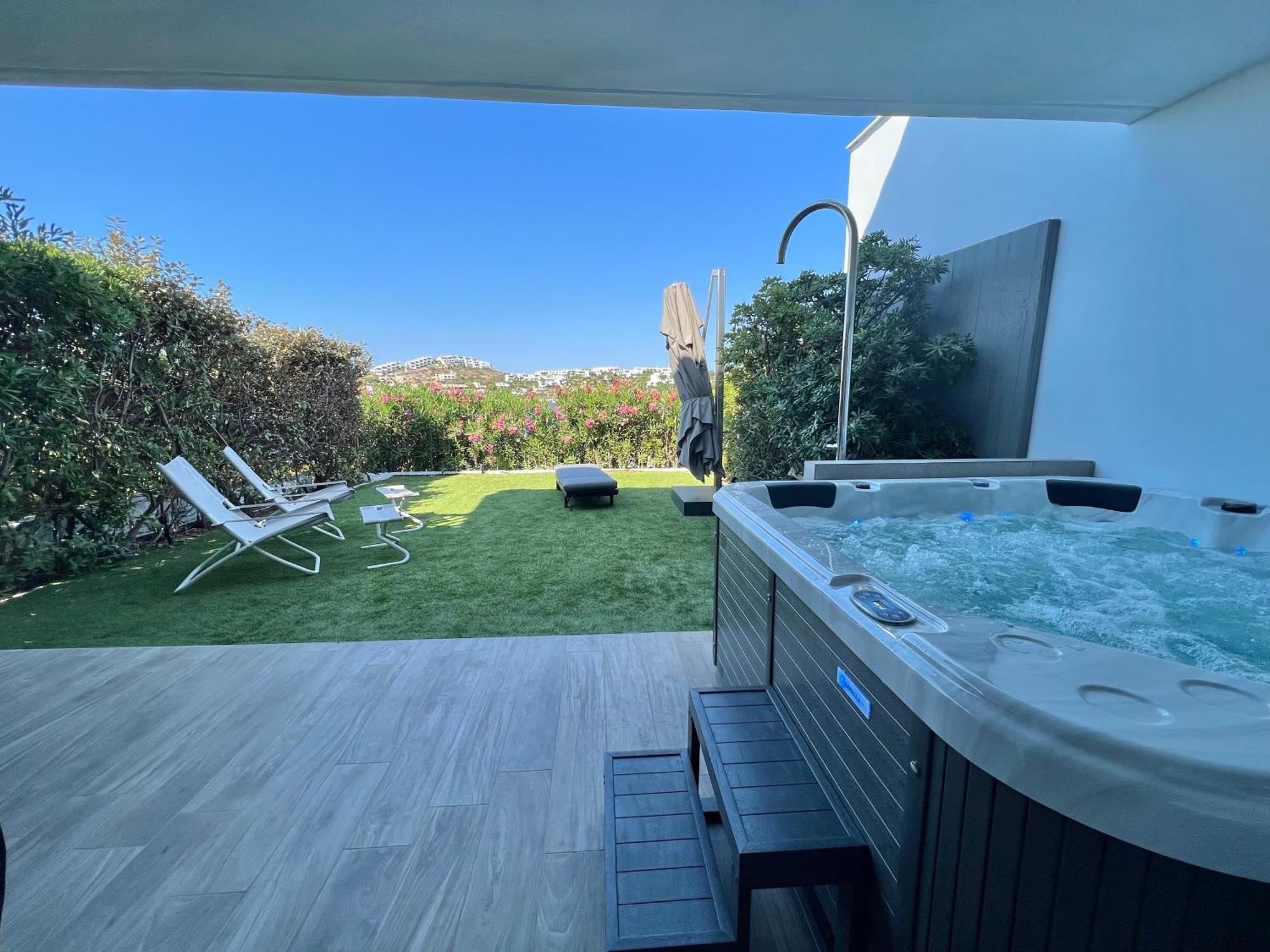Villa Sounio - Waterfront Luxury Pounta Zeza 170 Sqm On Private Sounion