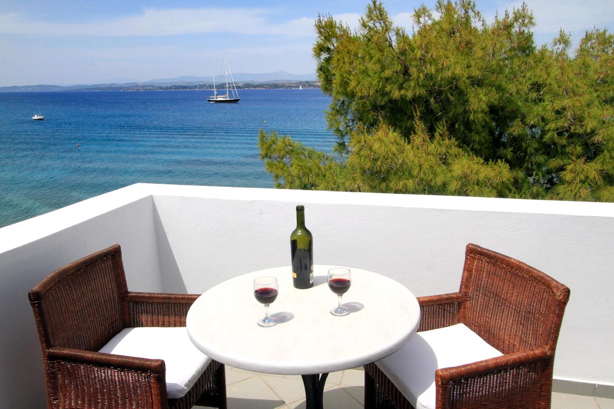 Nissia Traditional Residences Aparthotel 4*