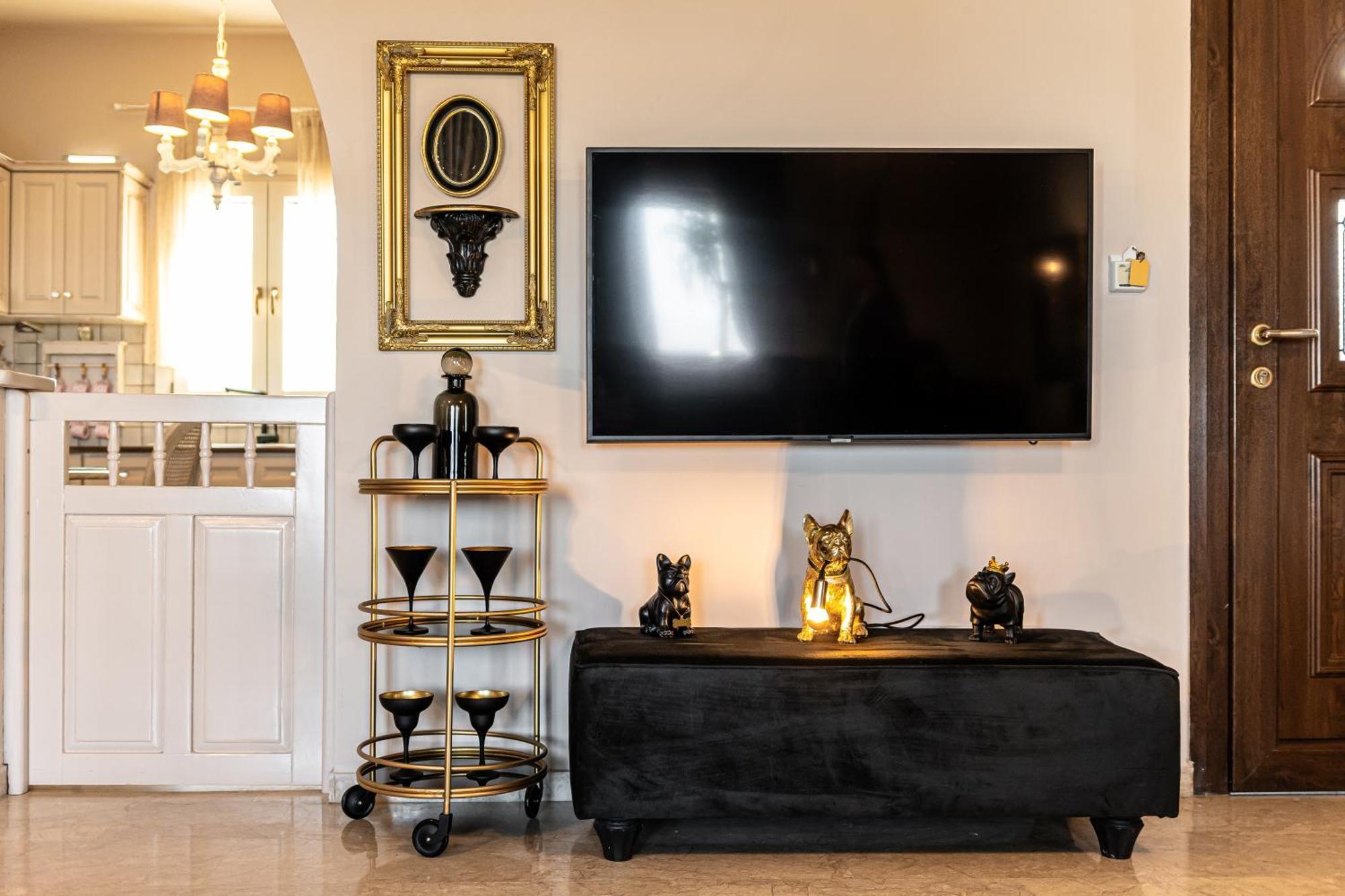 Villa Black Velvet