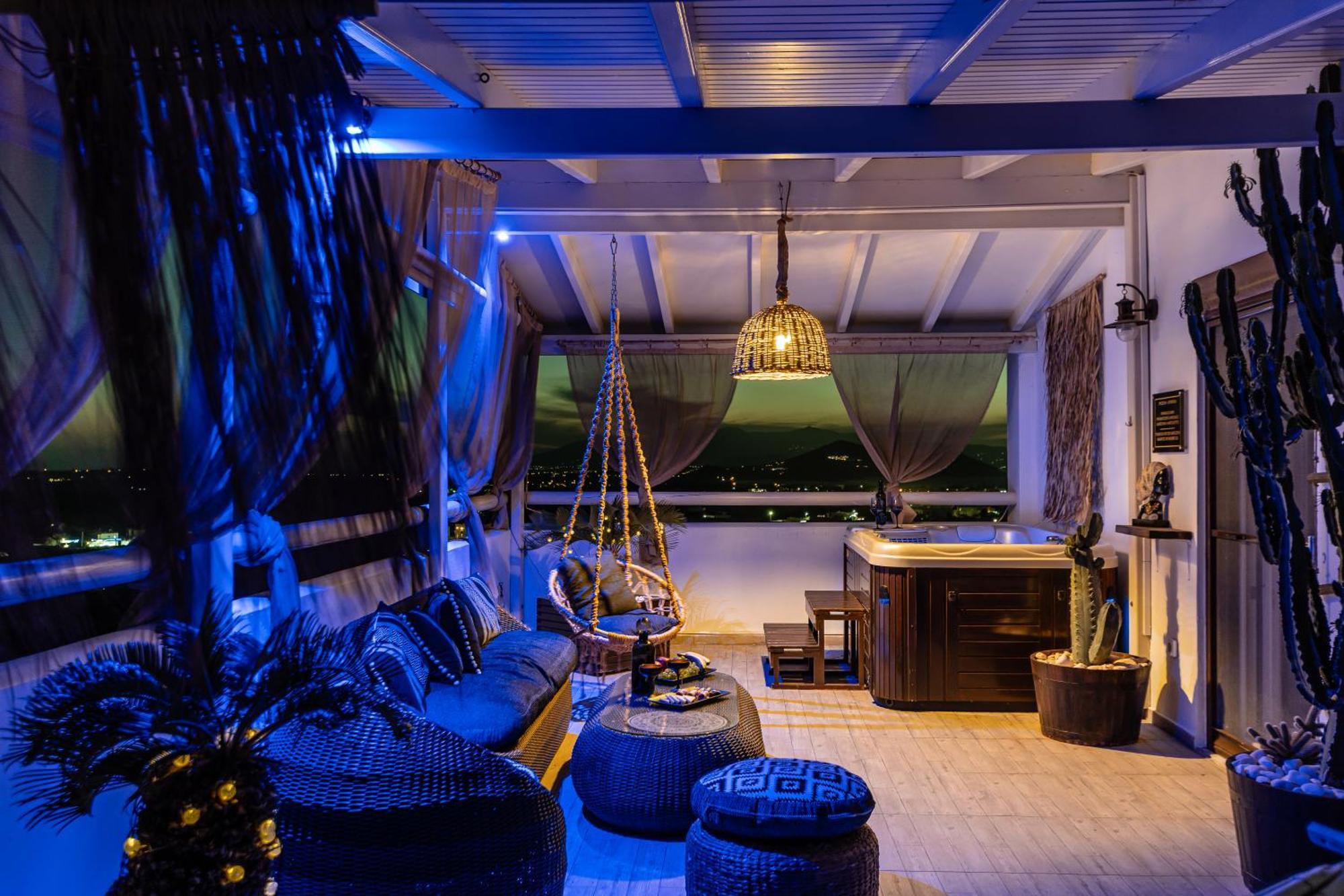 Black Velvet Villa