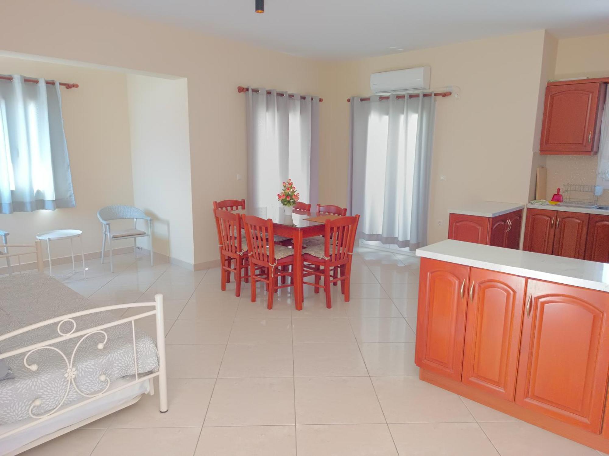 Holiday home Stella's ' Spacious 80sqm Sea View ' 50m From *