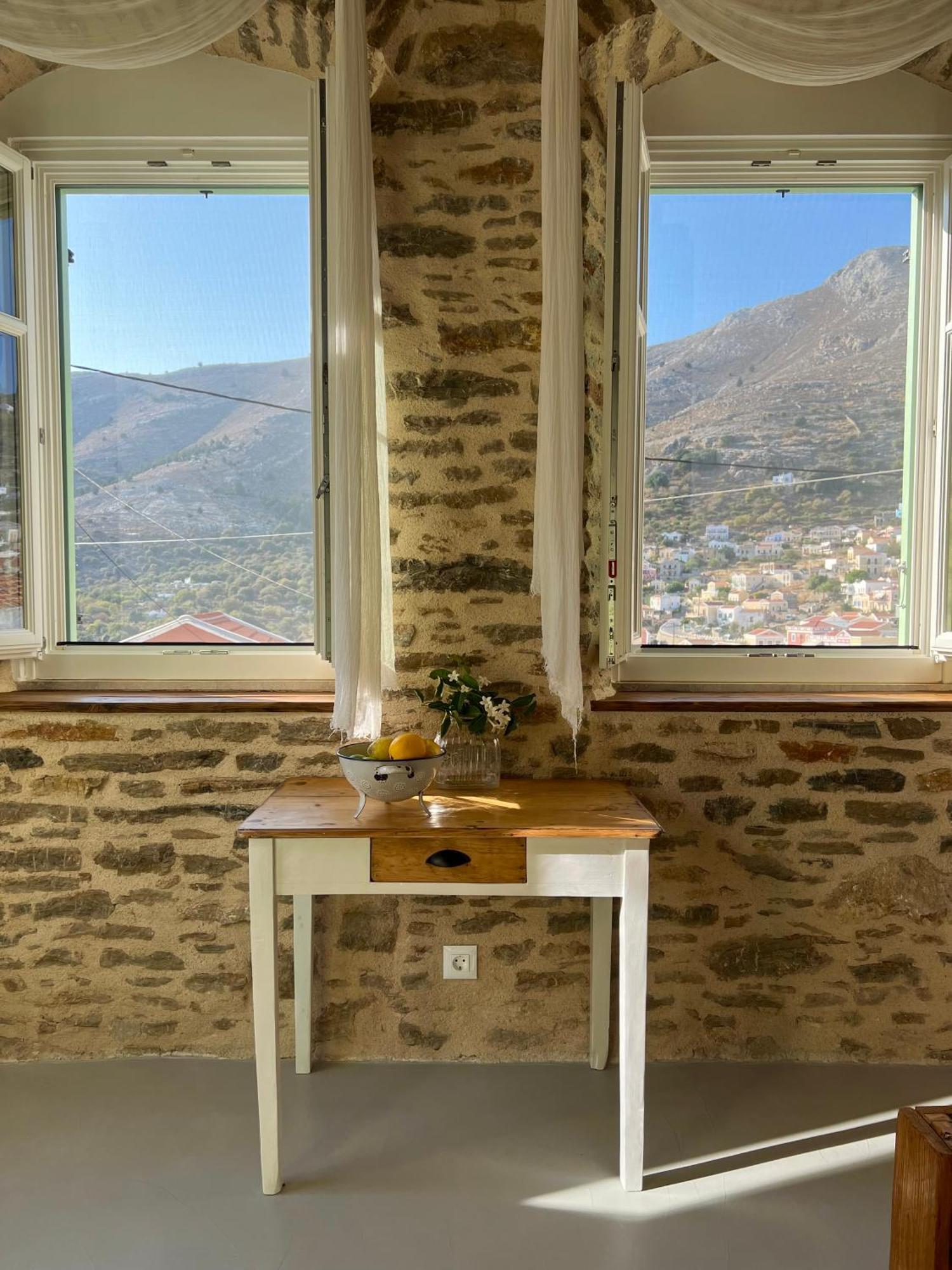 Apartment Katrani *