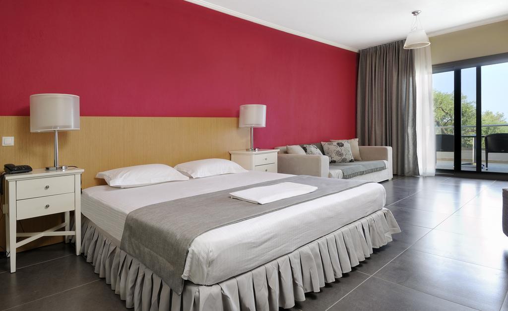 Hotel Krotiri 5*