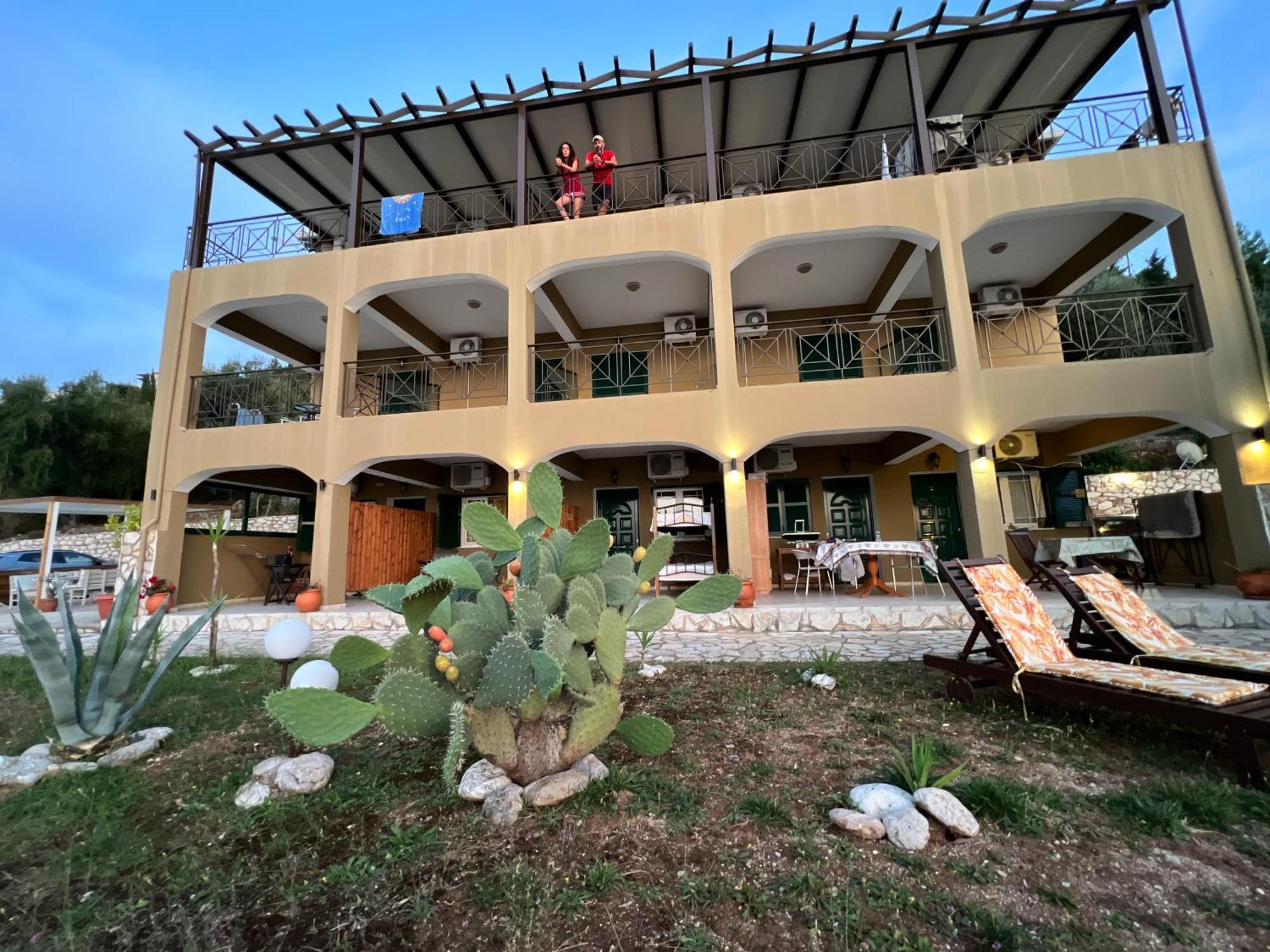 Guest house La Casa D' Irene (adults Only) 2*