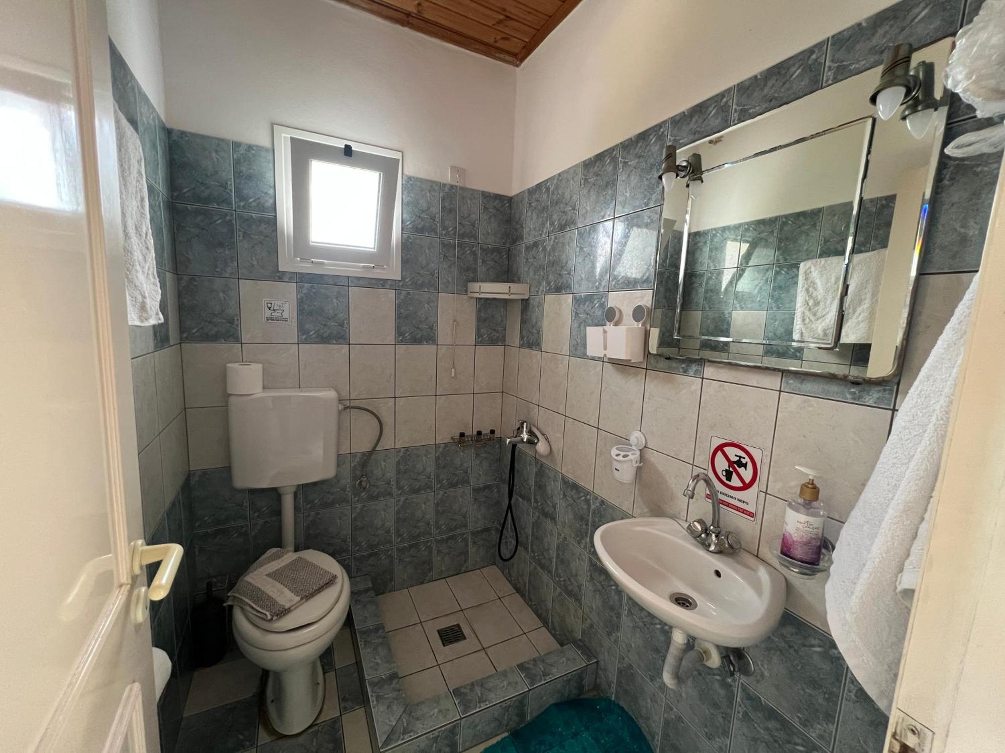 Guest house La Casa D' Irene (adults Only) 2*