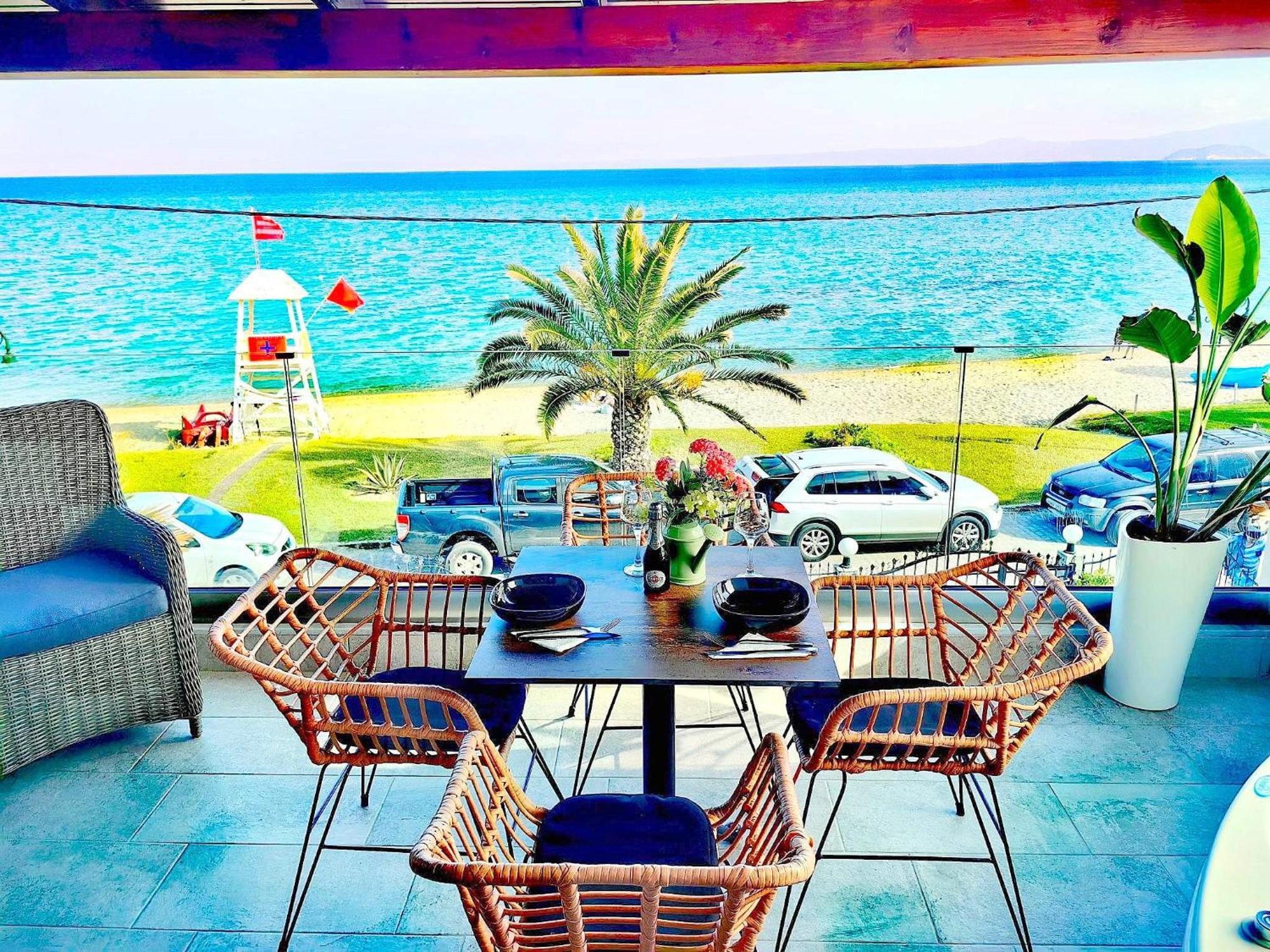 Lux Sea Front Avra * Pefkochori
