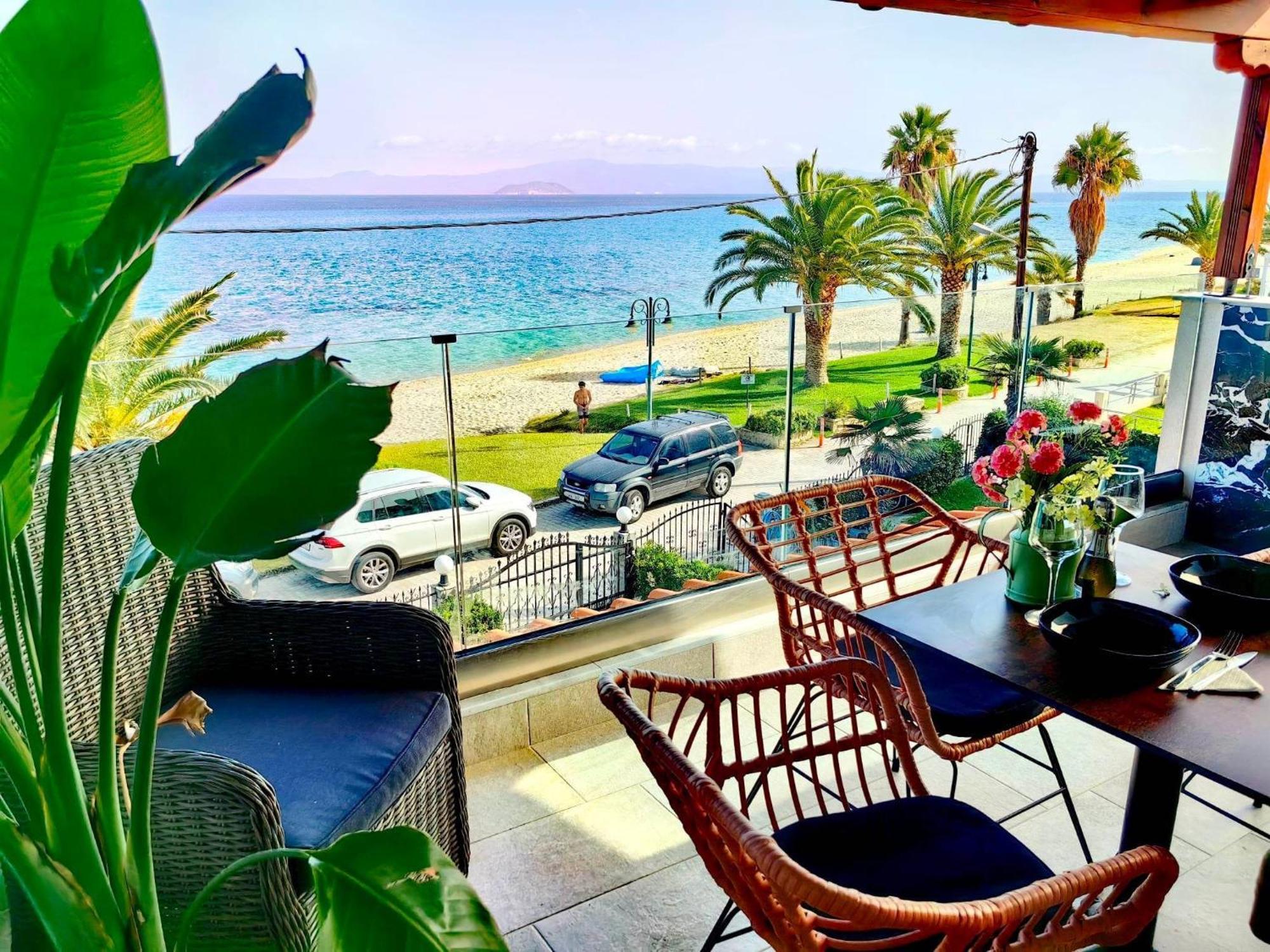 Lux Sea Front Avra Apartment Pefkochori