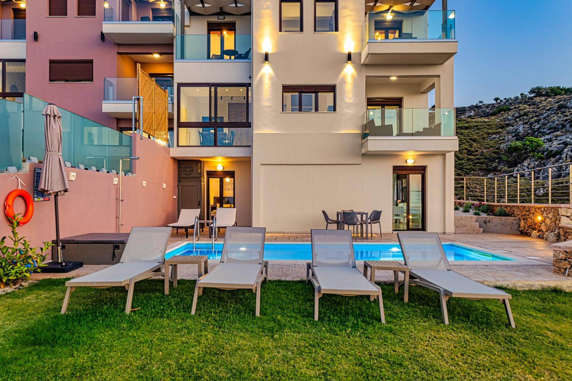 Villa Lia Chania With Private Ecologic Pool And Amazing View! *