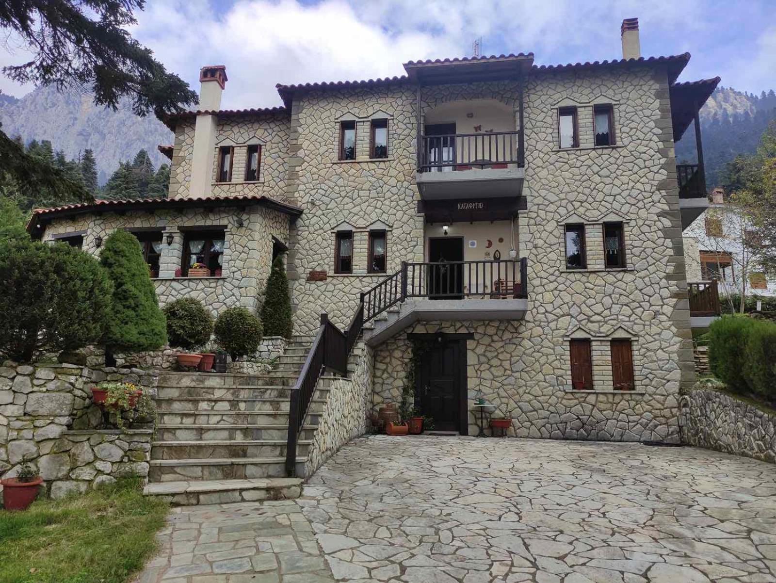 Katafigio Hotel *