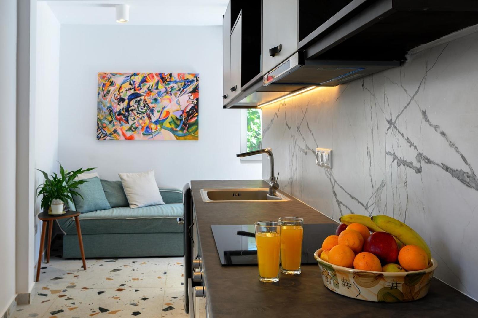 Blue Sky House Aparthotel Pylos