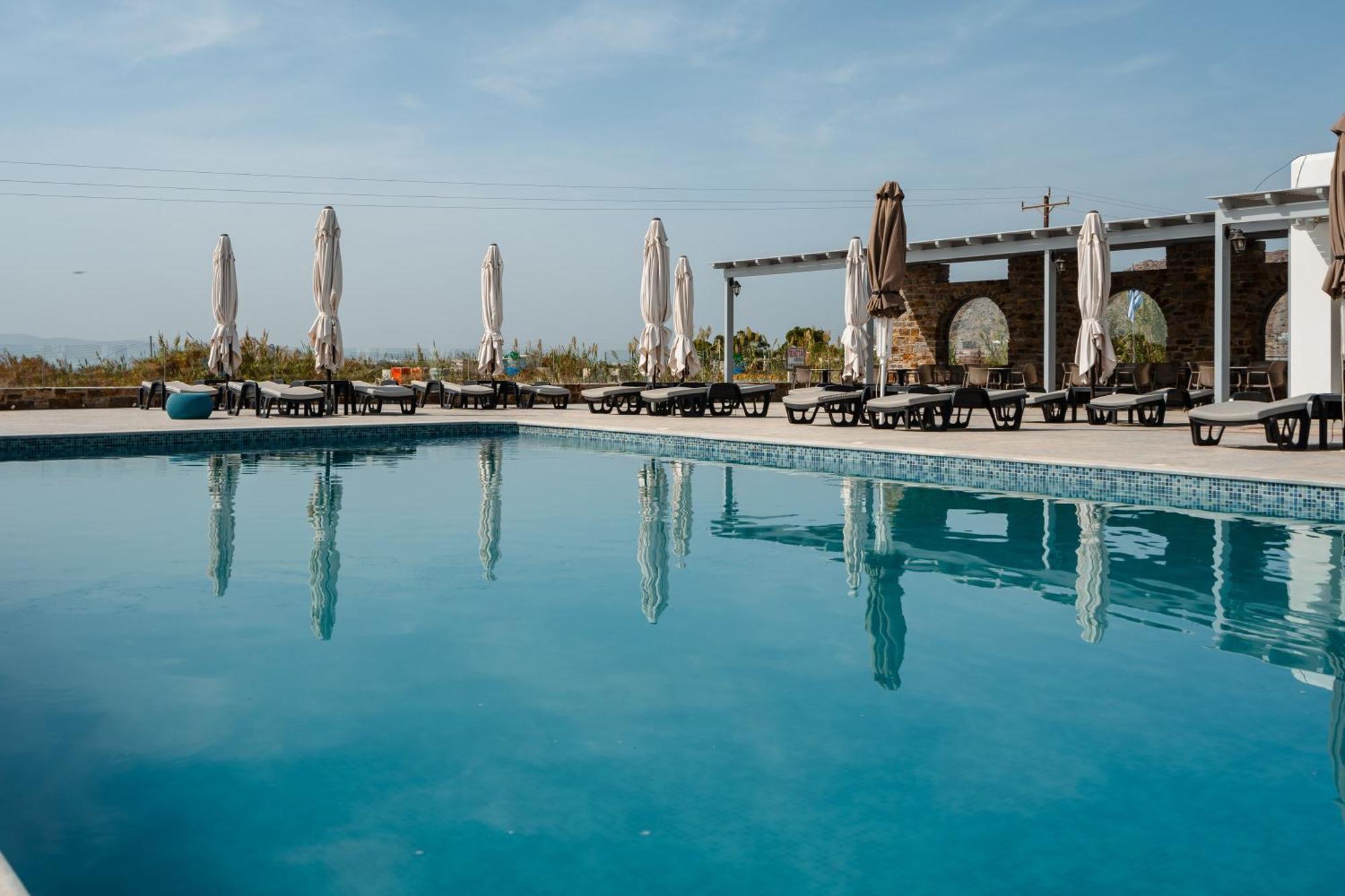 Evripus 3* Kastraki (Naxos)