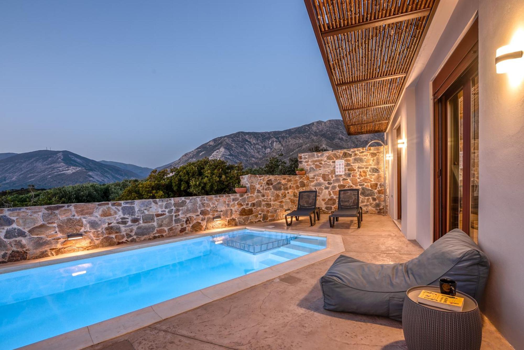 Sia Pool House Villa