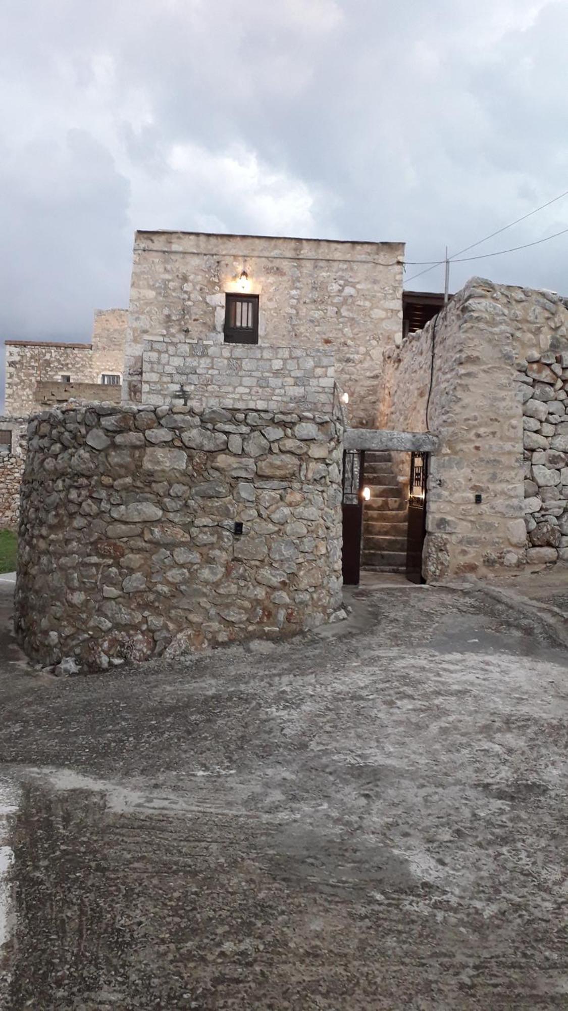 Holiday home πέτρινο σπίτι-stone House
