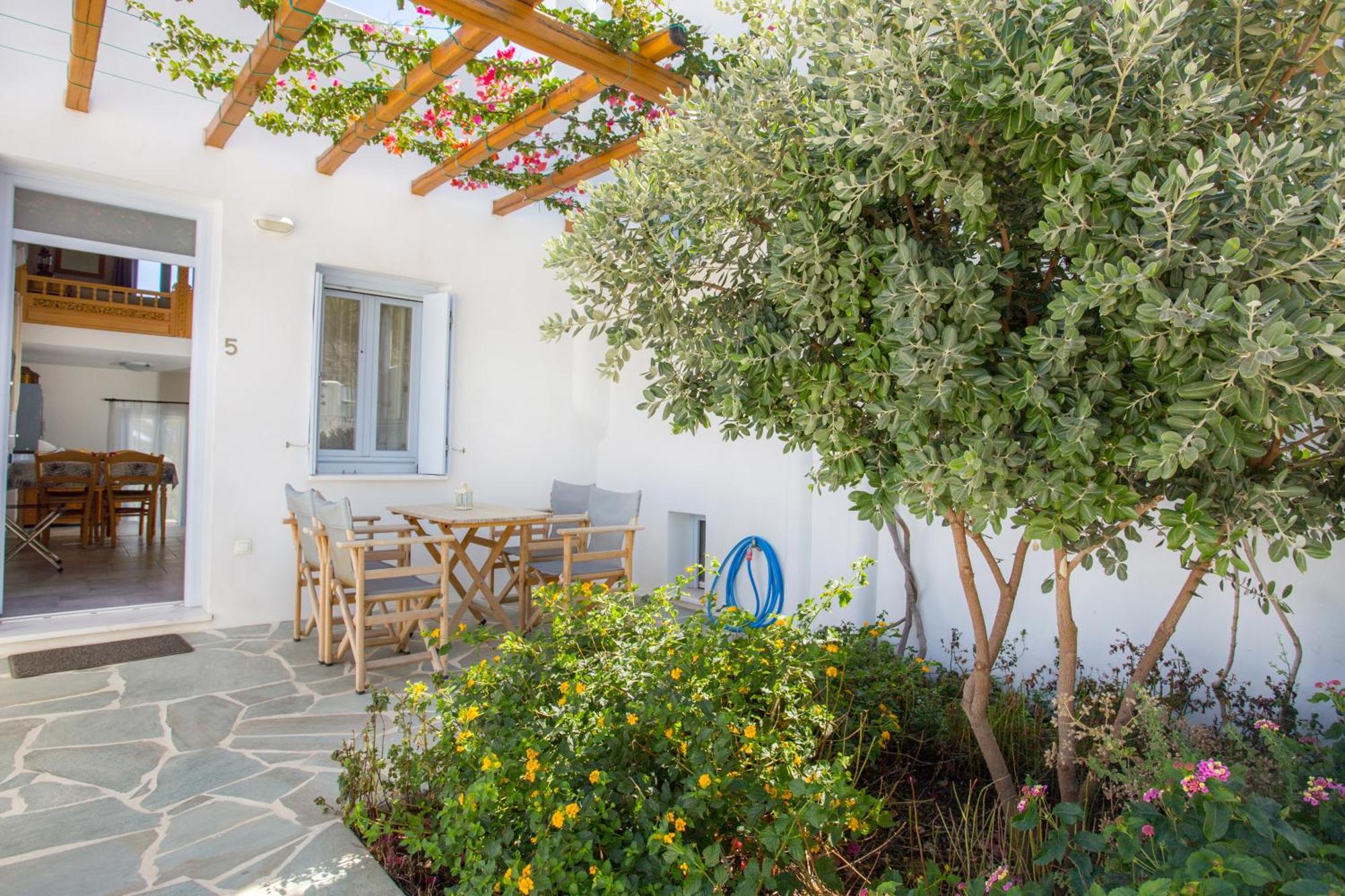 Amphitrite Guest house *