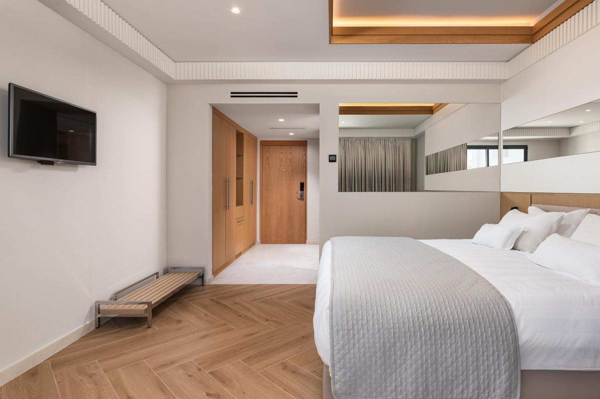 Mediterranean Hotel 5*