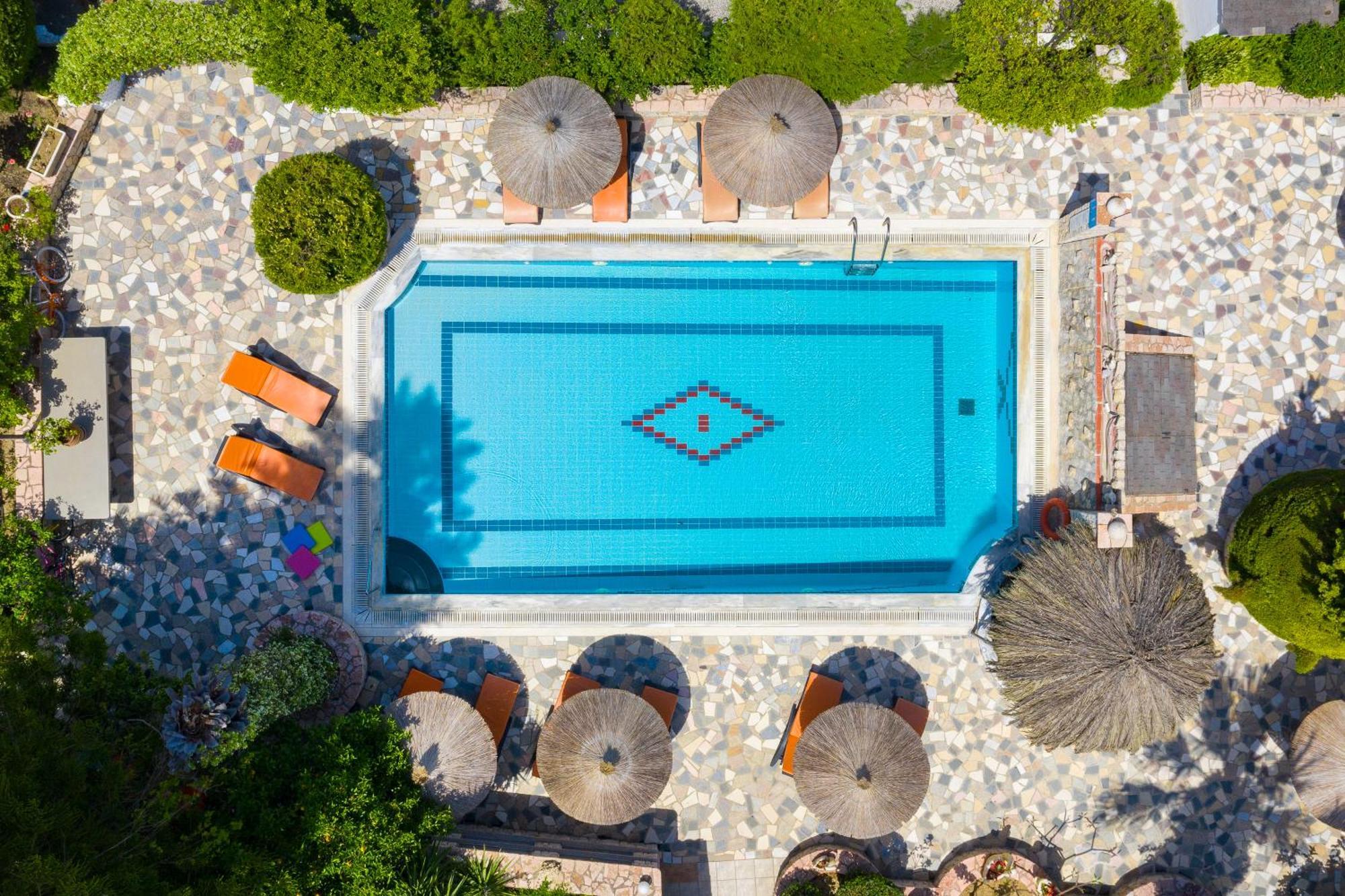 Elefteria Apts & 3* Kolymbia