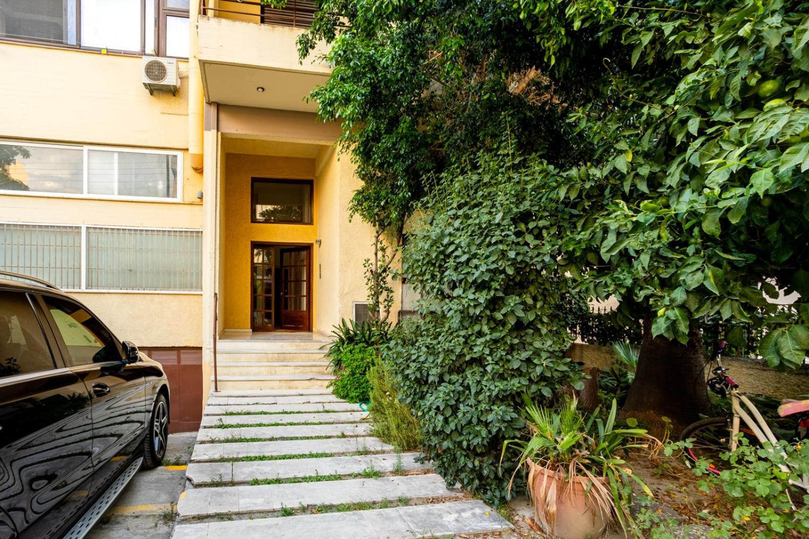 Grand Luxury Seafront Apartment Kalamata