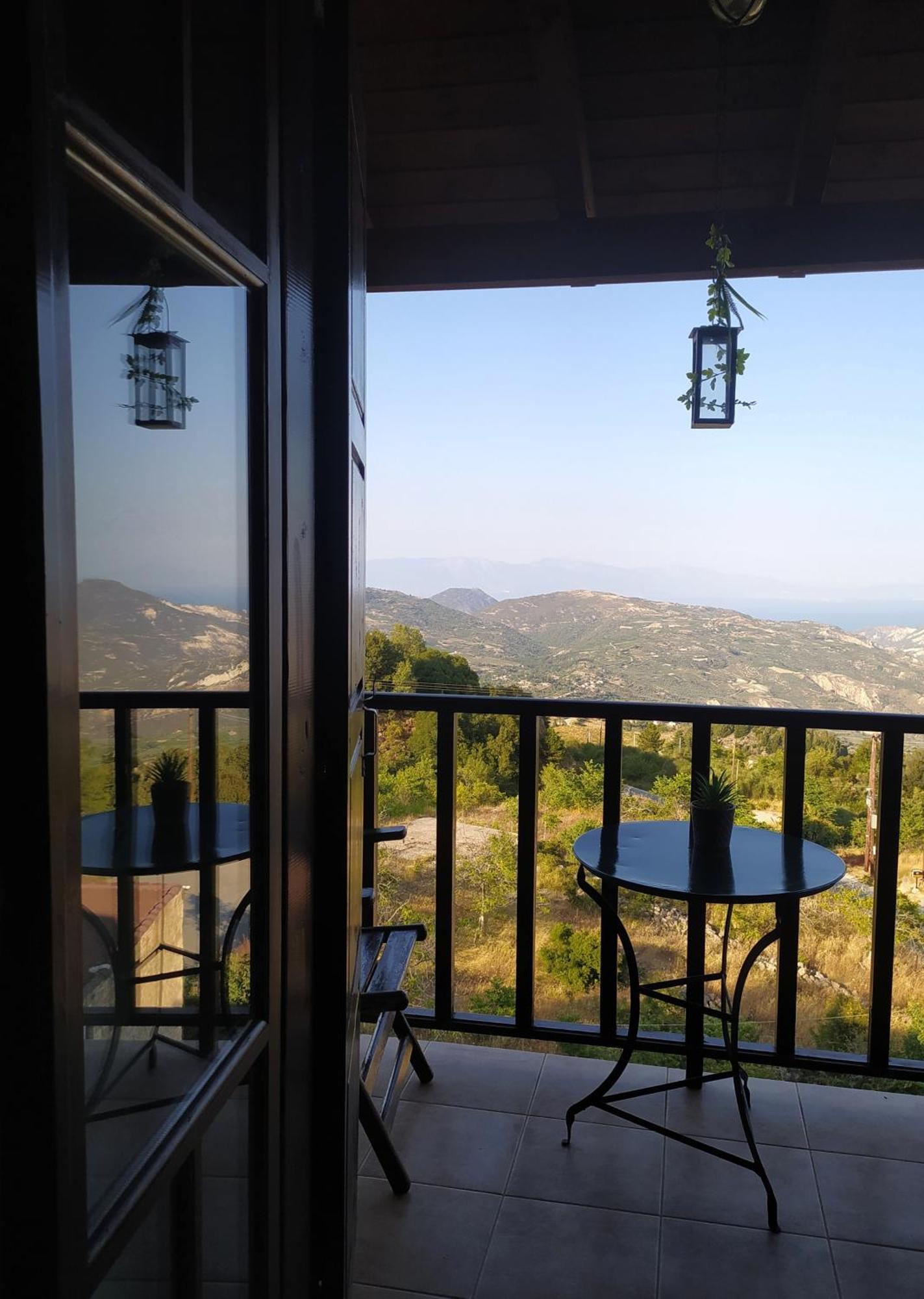 Ξενώνας Λίκνο Synikia Mesi Trikalon