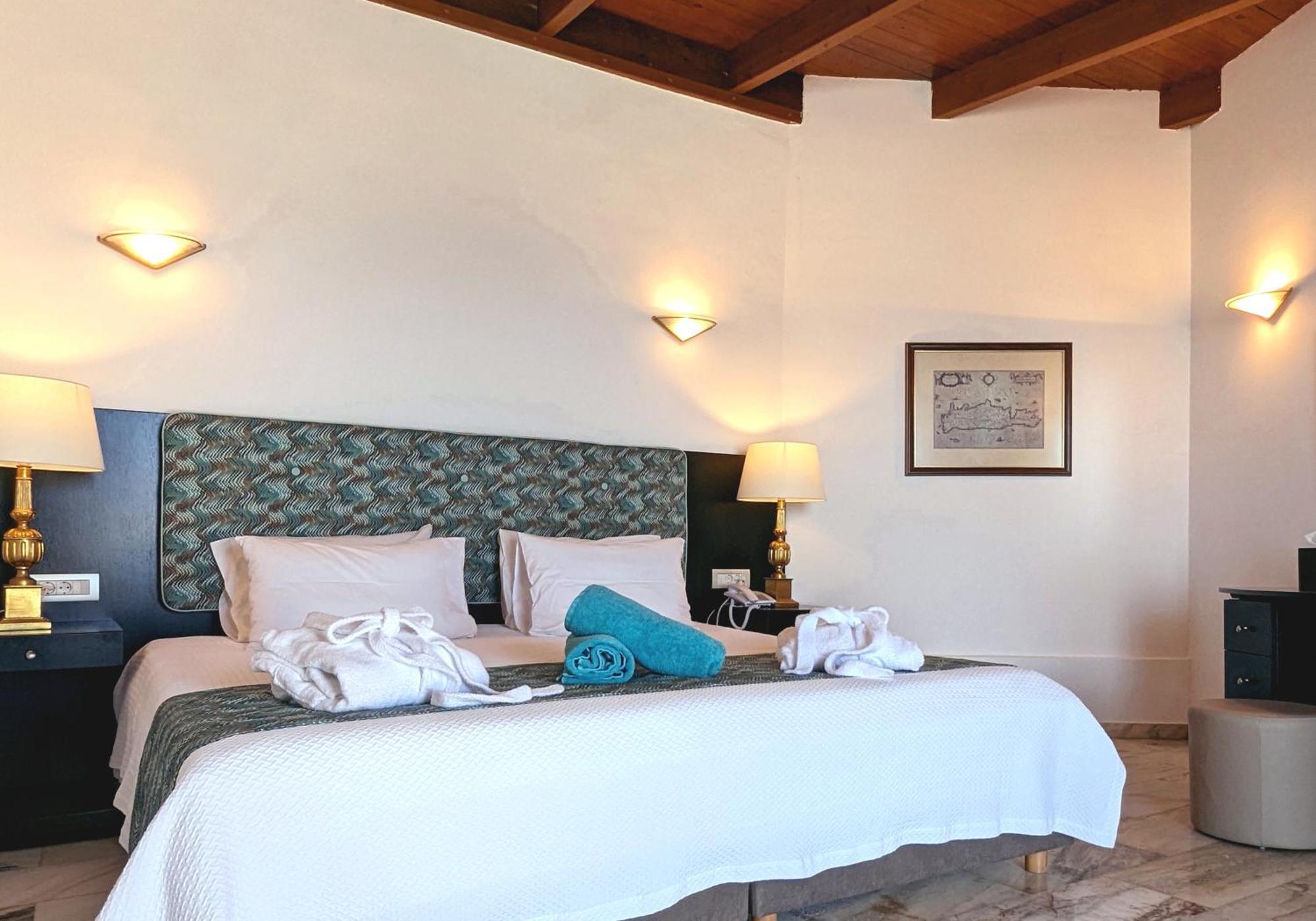 Apollonia & Resort 5*