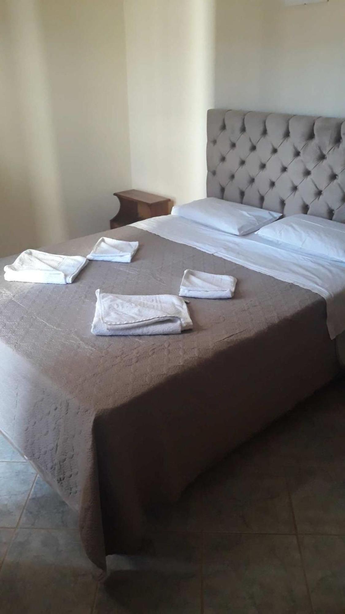 Pela Apartment *