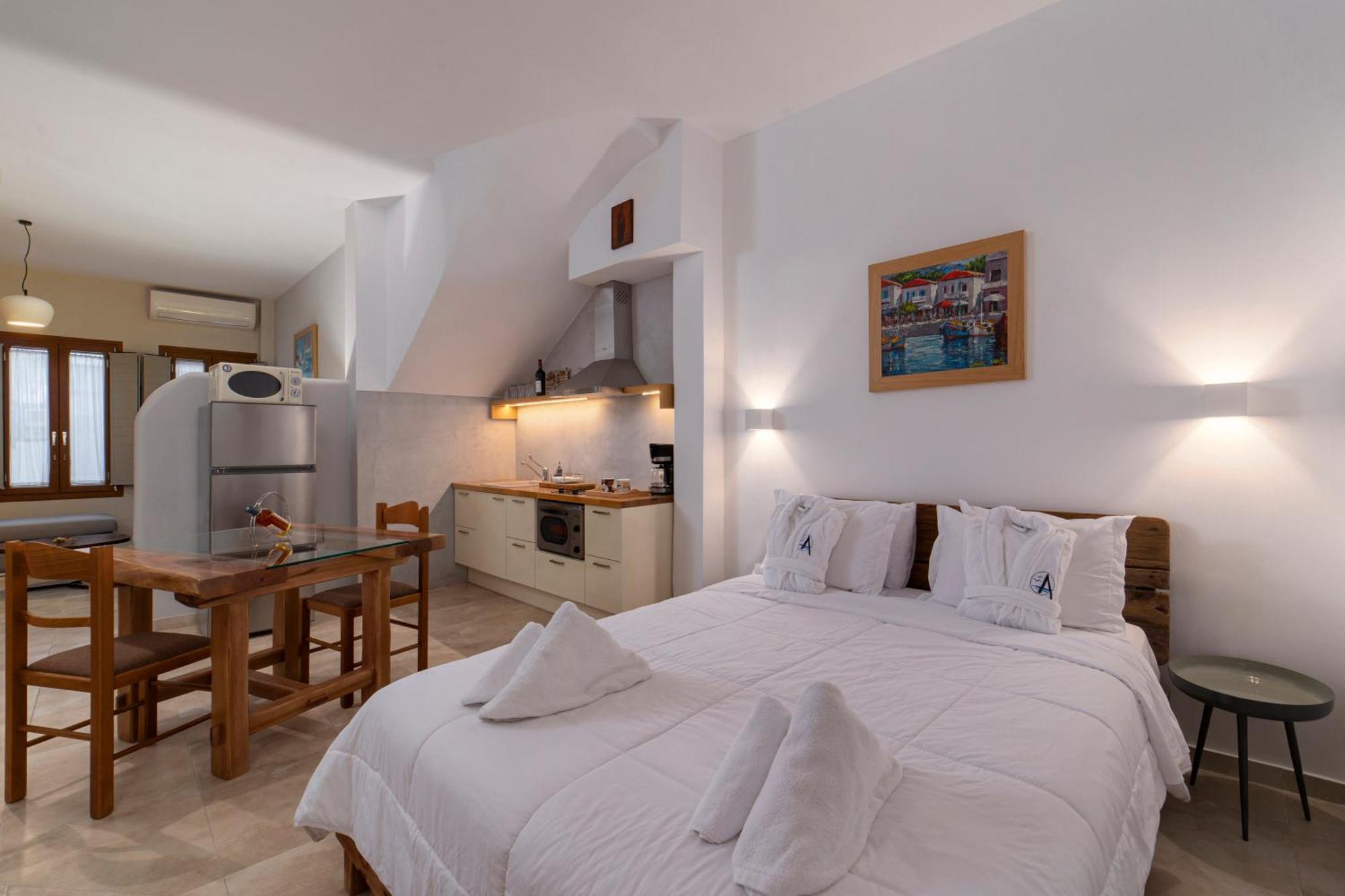 Andros 4 Seasons & Aparthotel