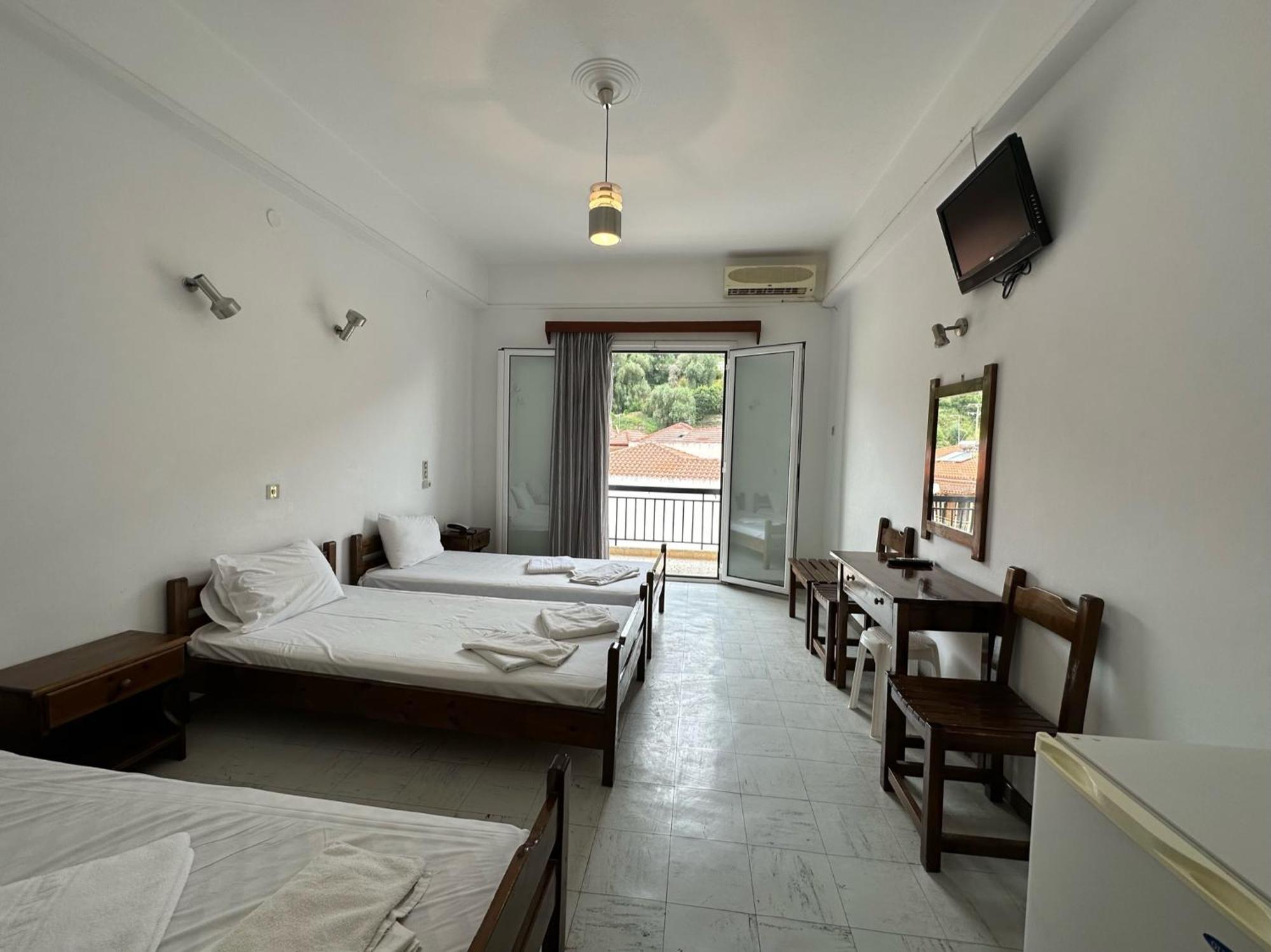 Hotel Galini 2*