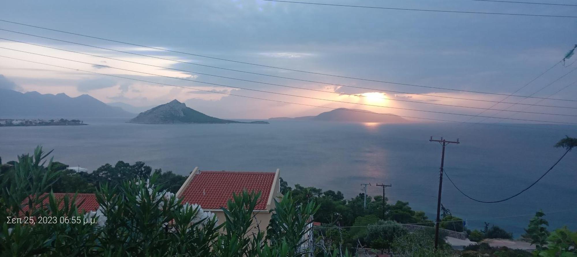 Fantastic House With A Wonderful View Of The Sea Holiday home Kapotidhes