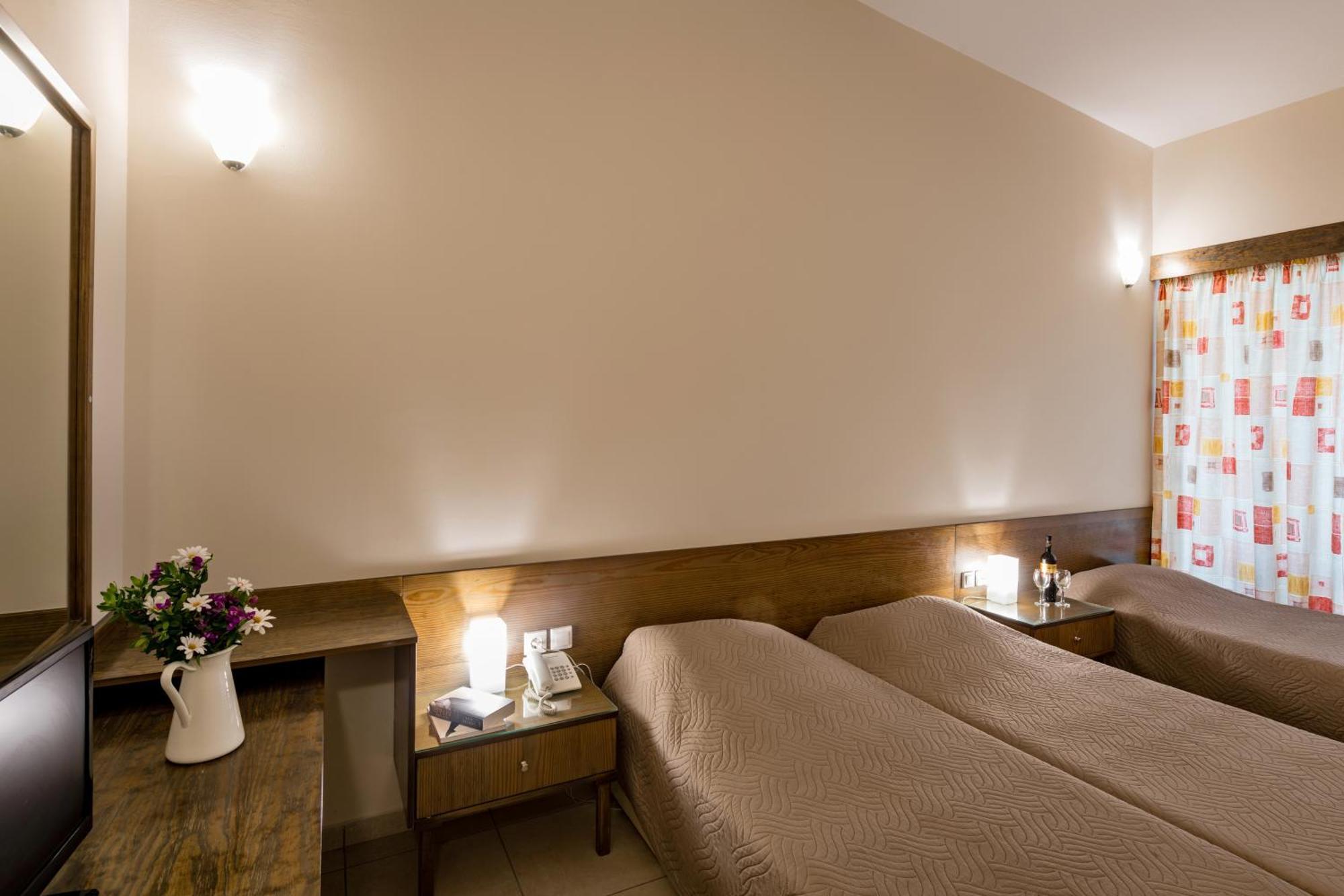 Pavlina Hotel 4*