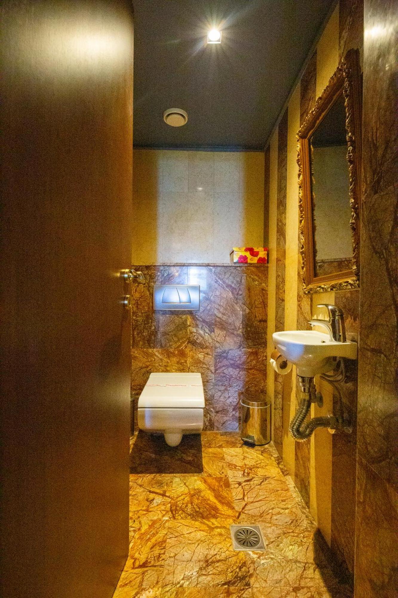 Civitas Aparthotel 4*